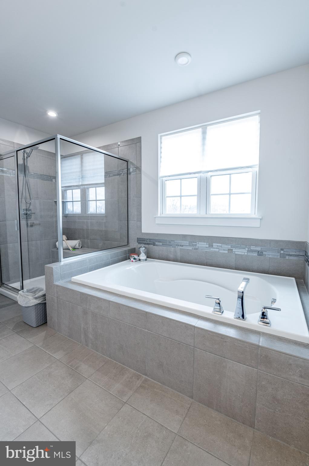 STONE HILL MEADOWS - Residential