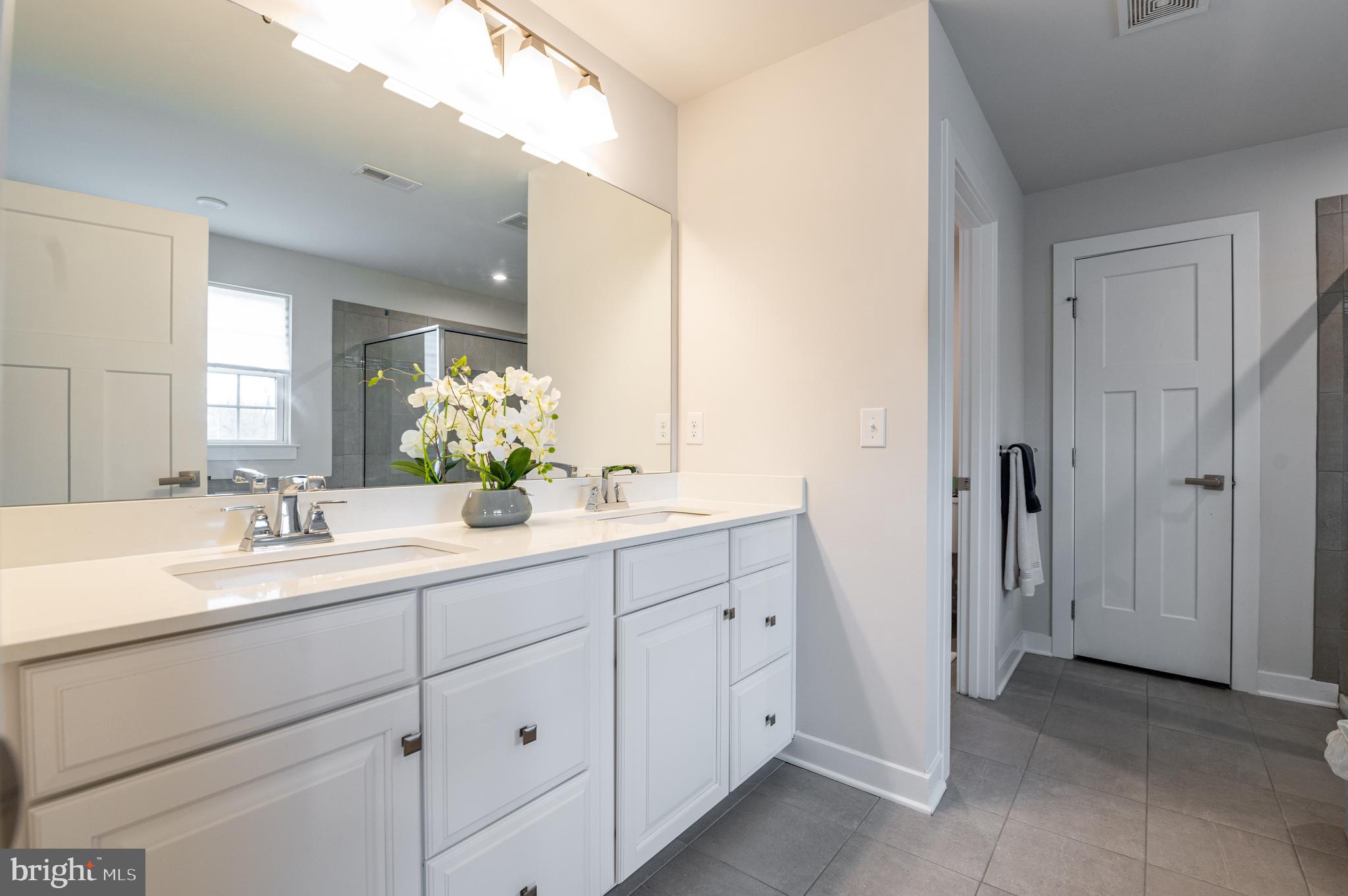 STONE HILL MEADOWS - Residential