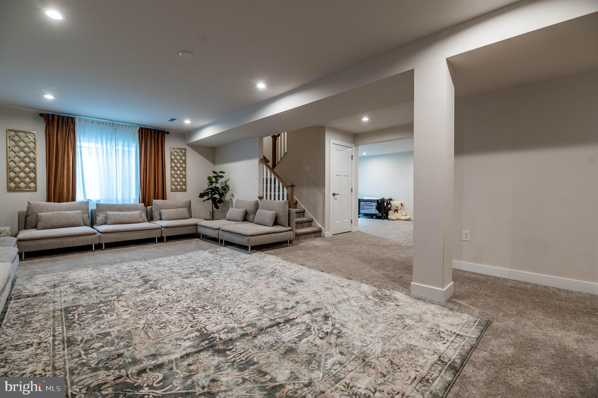 STONE HILL MEADOWS - Residential