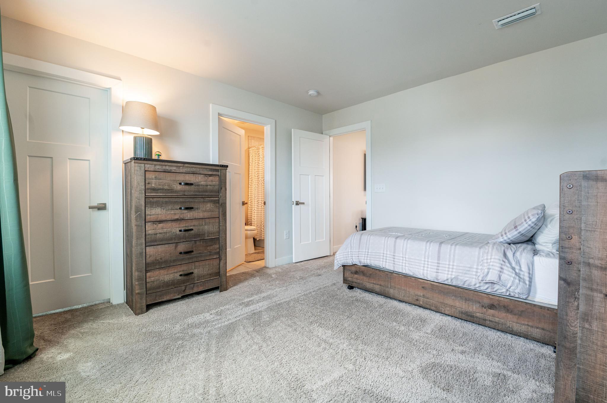 STONE HILL MEADOWS - Residential