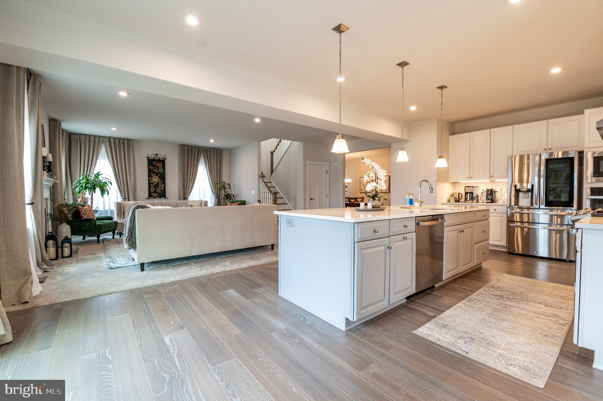 STONE HILL MEADOWS - Residential