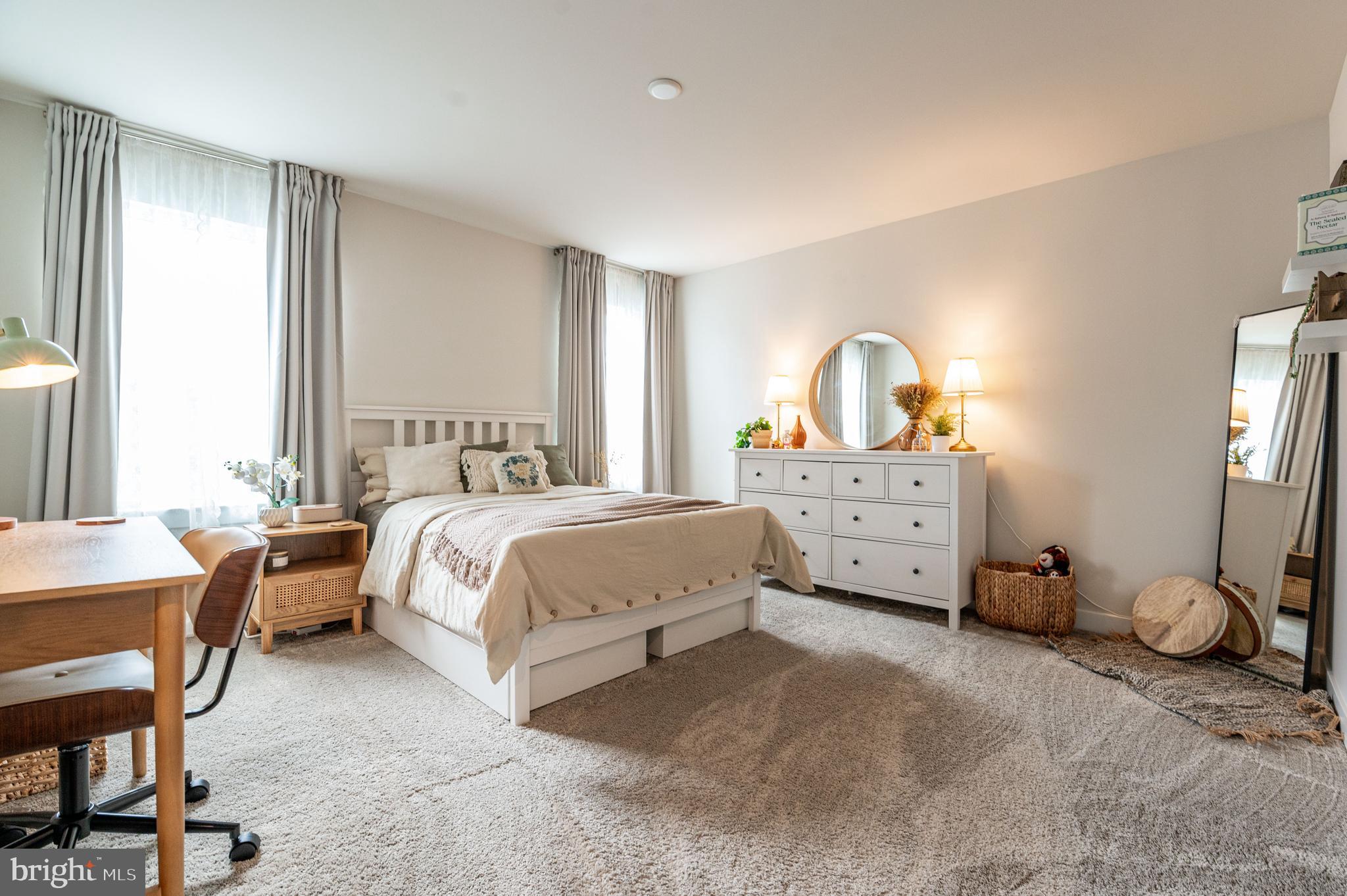 STONE HILL MEADOWS - Residential