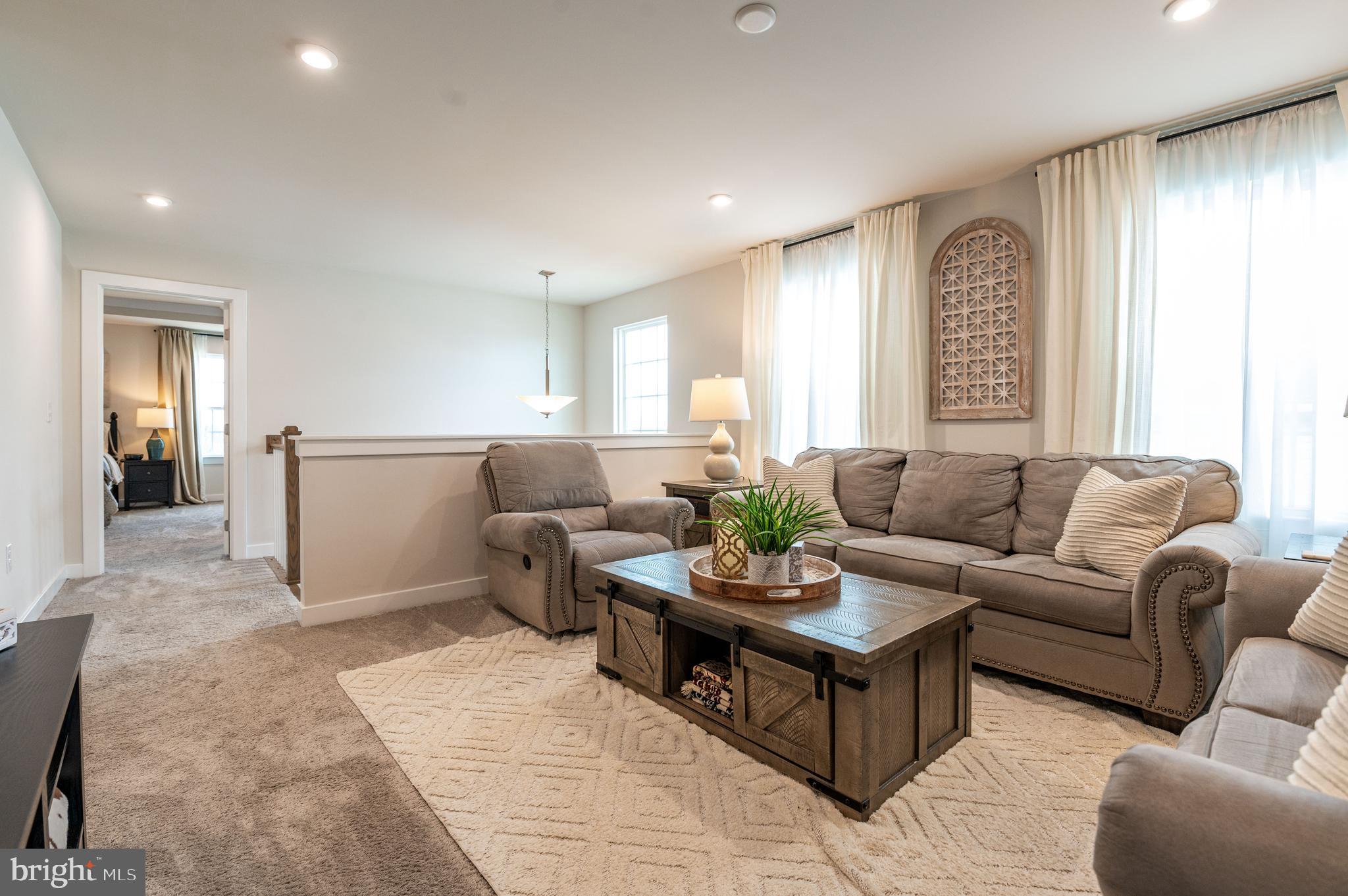 STONE HILL MEADOWS - Residential