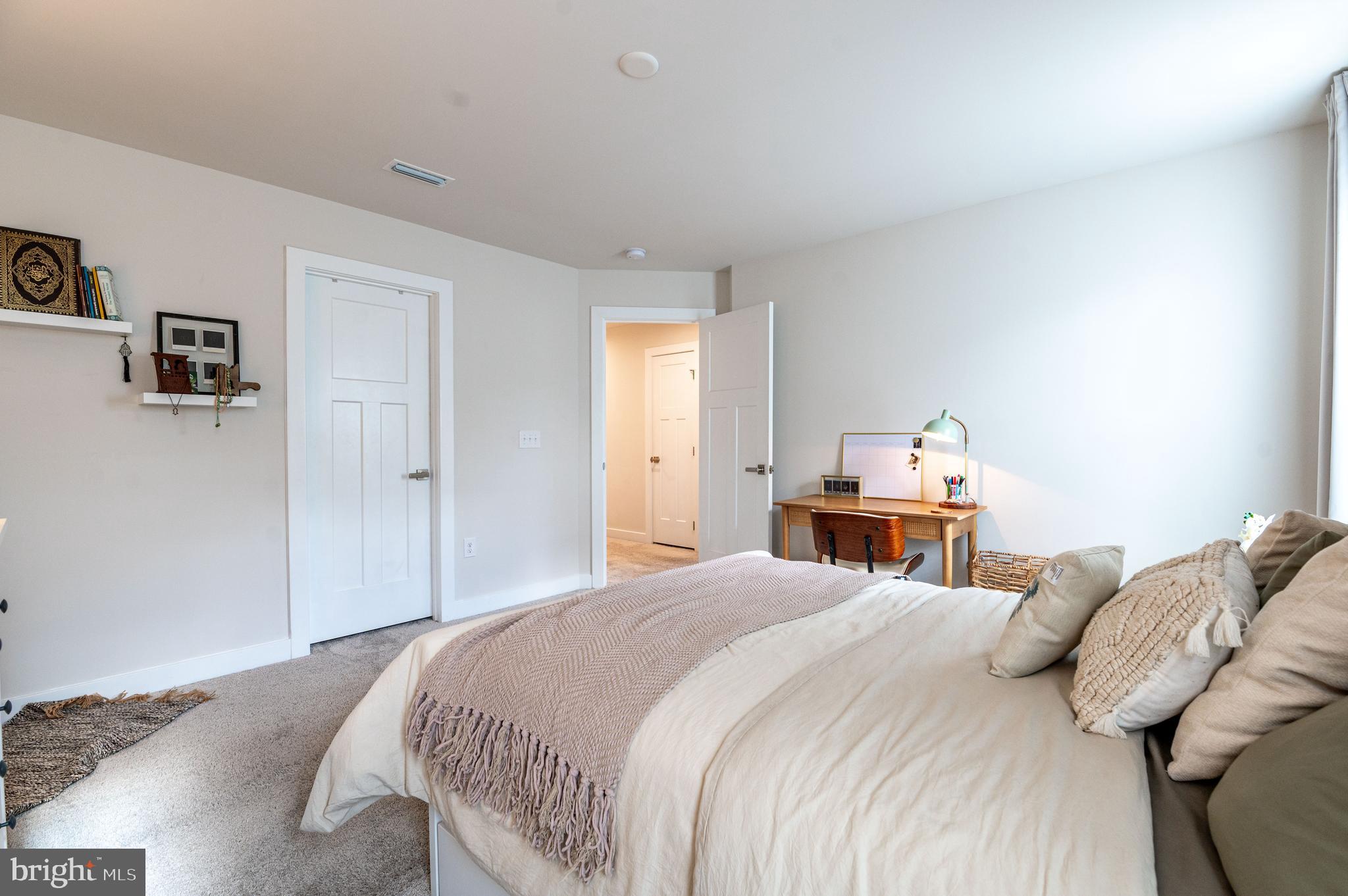 STONE HILL MEADOWS - Residential