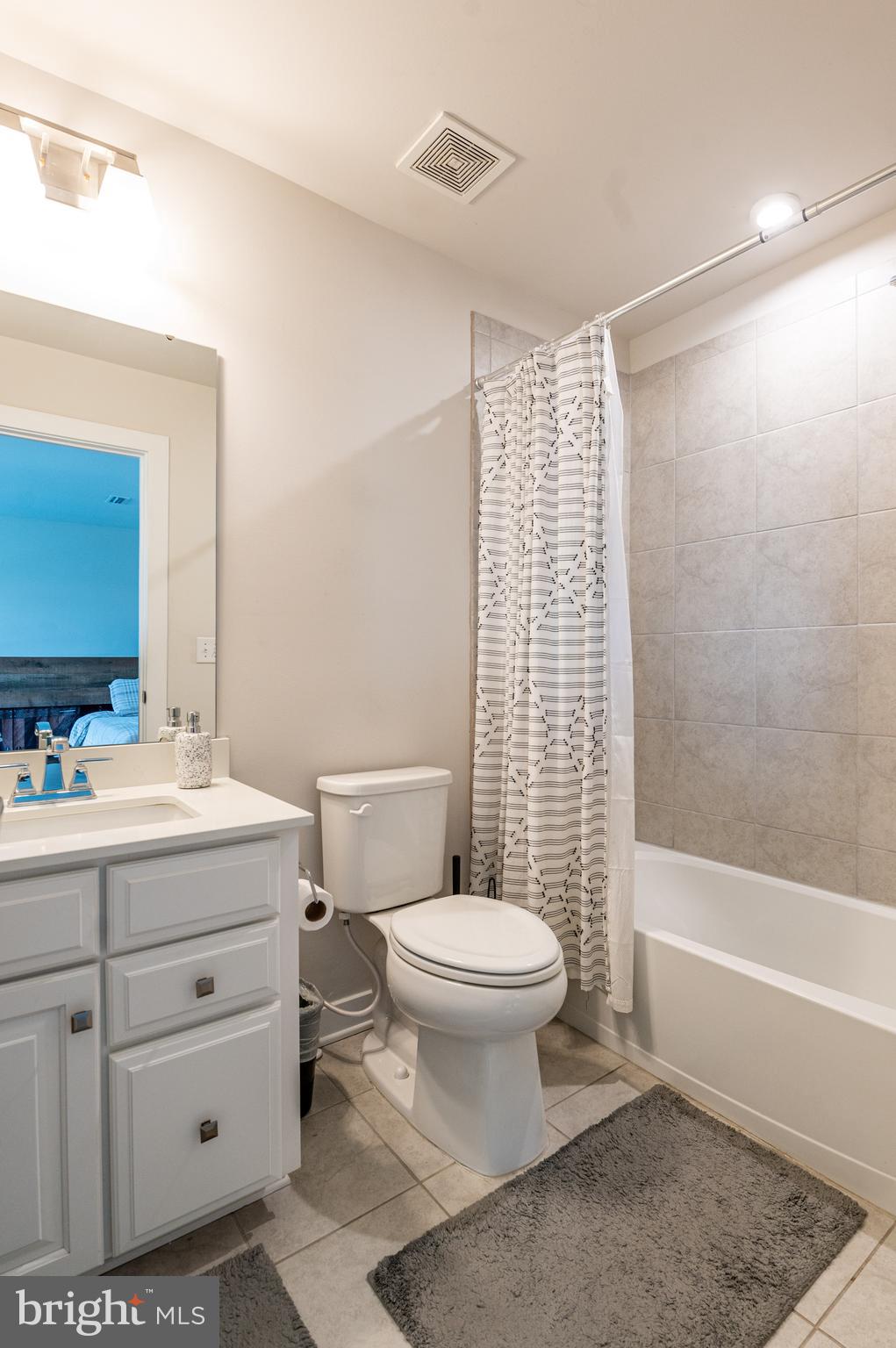 STONE HILL MEADOWS - Residential