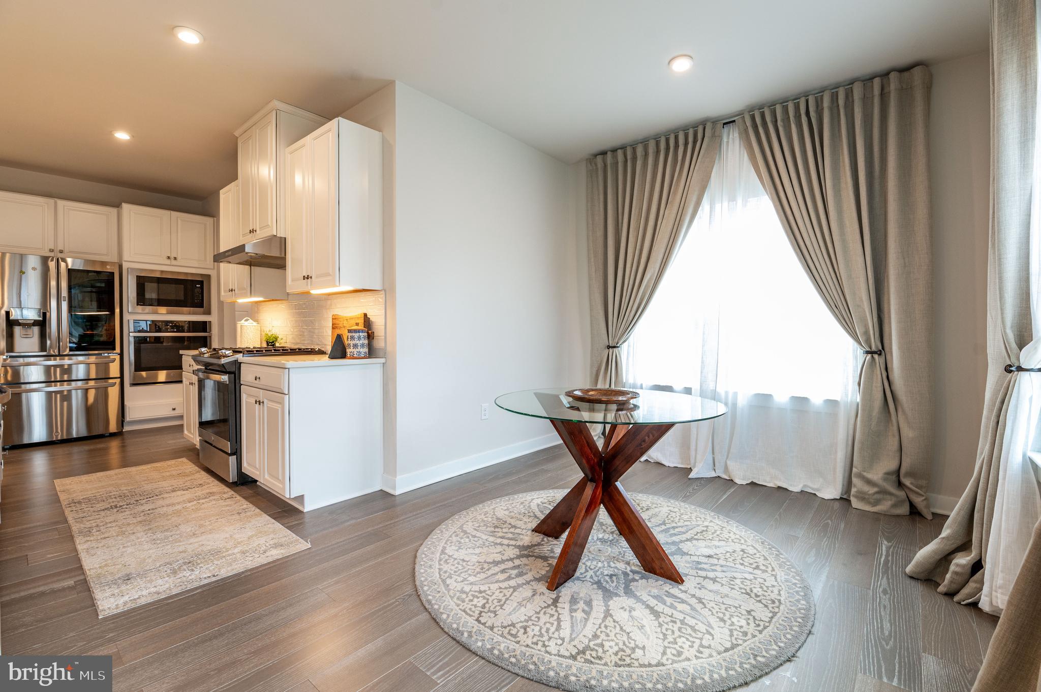 STONE HILL MEADOWS - Residential