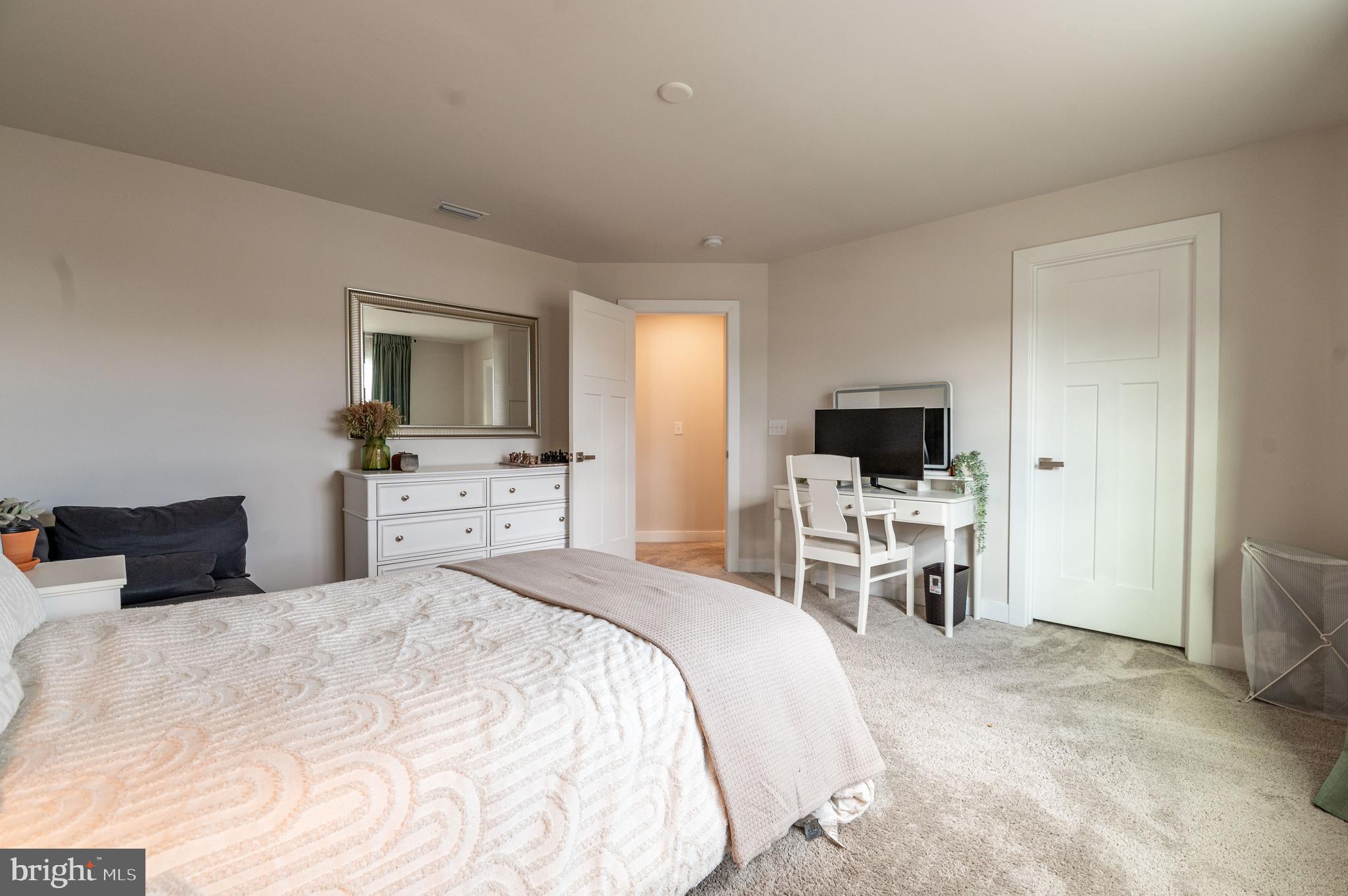 STONE HILL MEADOWS - Residential