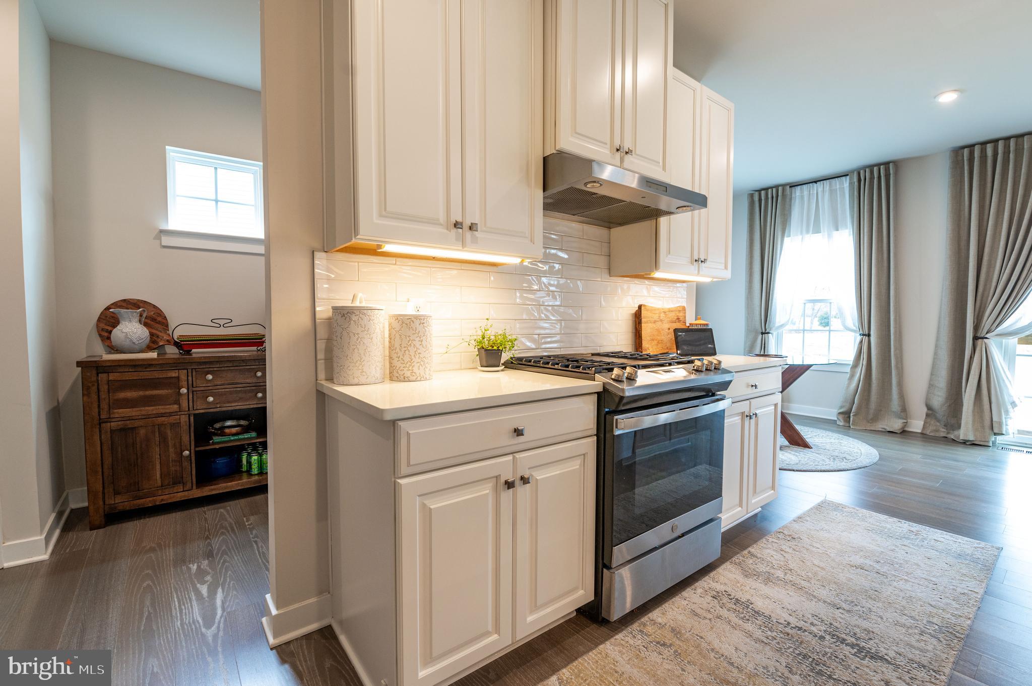 STONE HILL MEADOWS - Residential