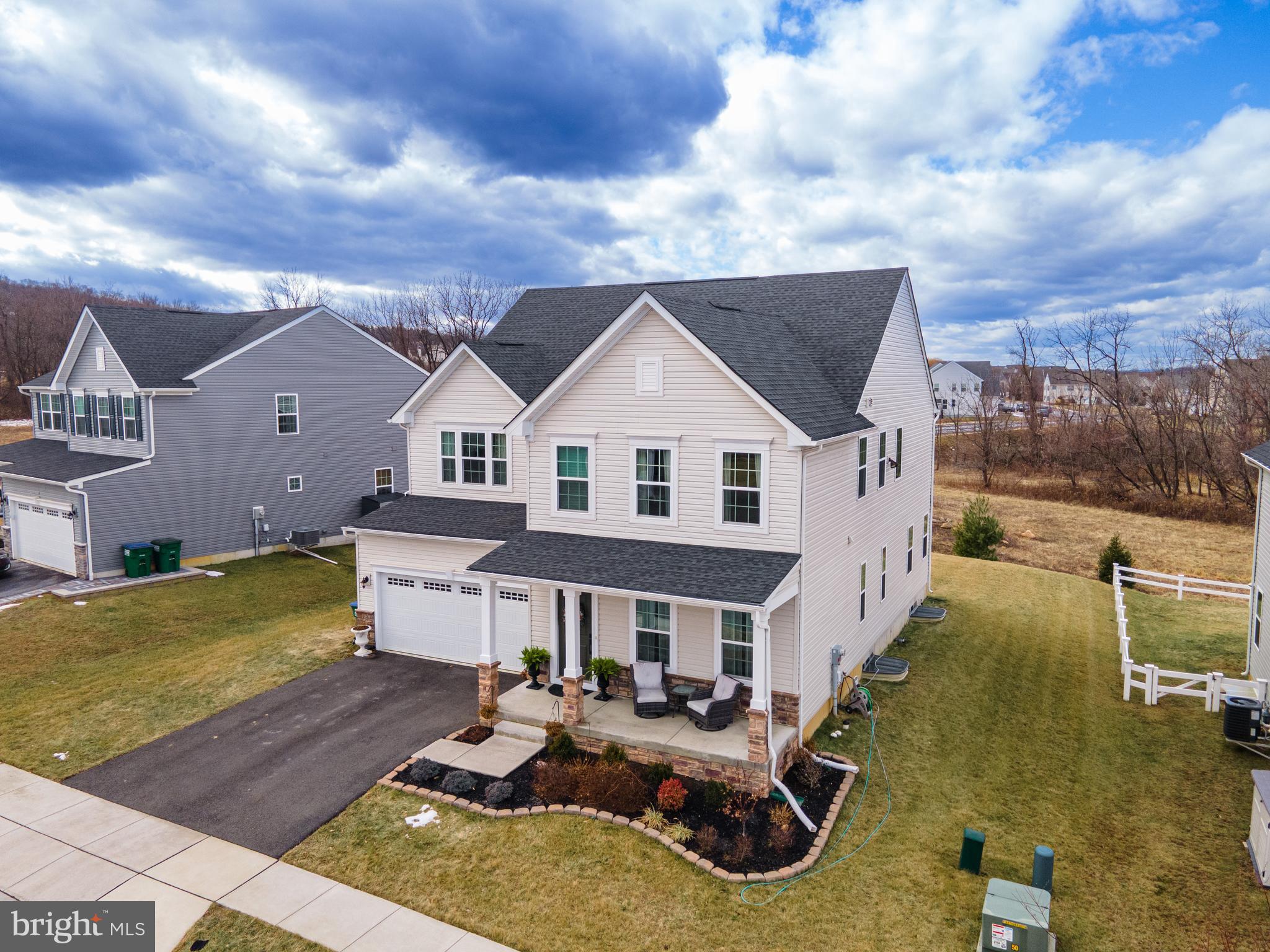 STONE HILL MEADOWS - Residential