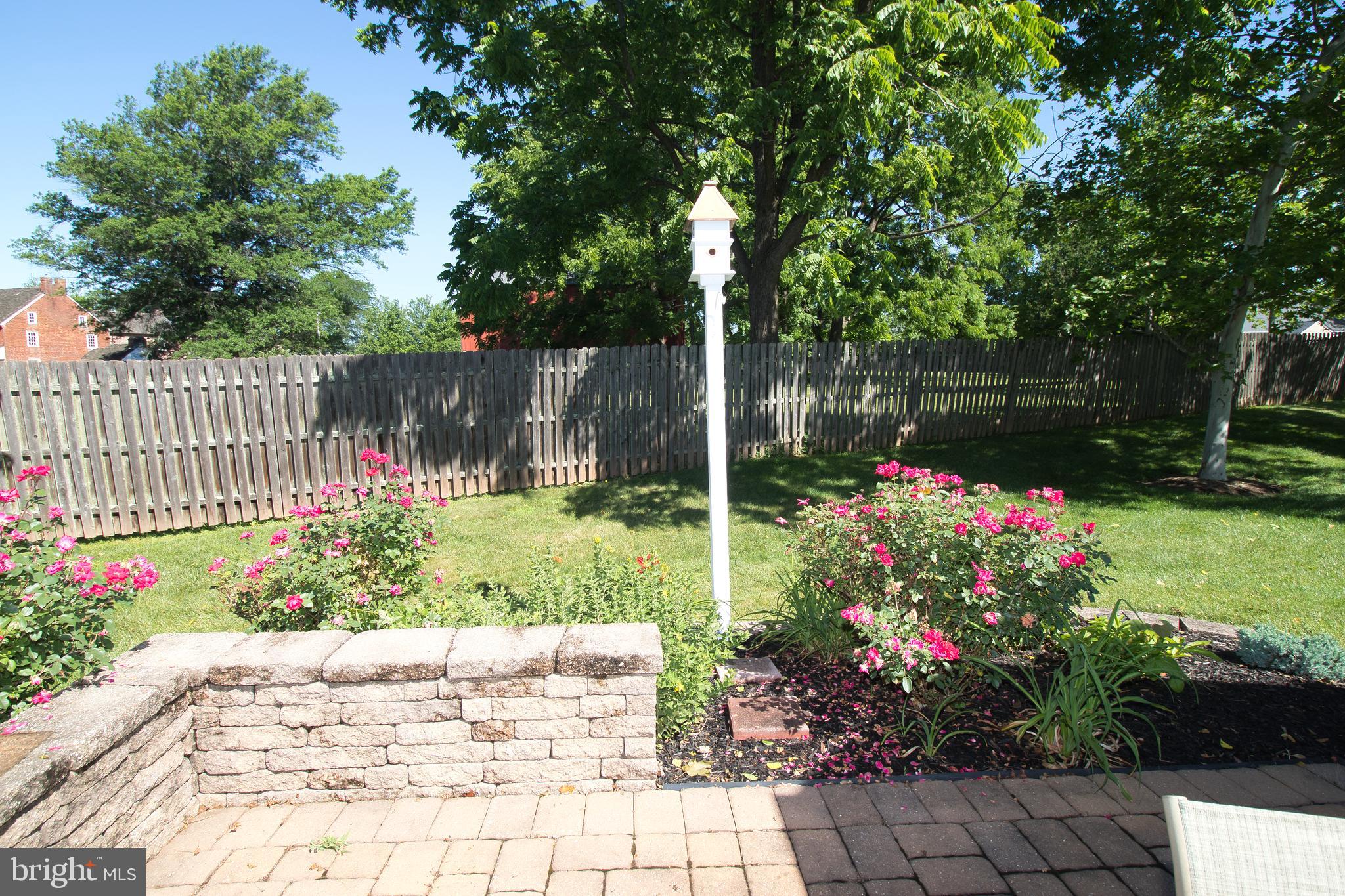 105 DEVONSHIRE WAY