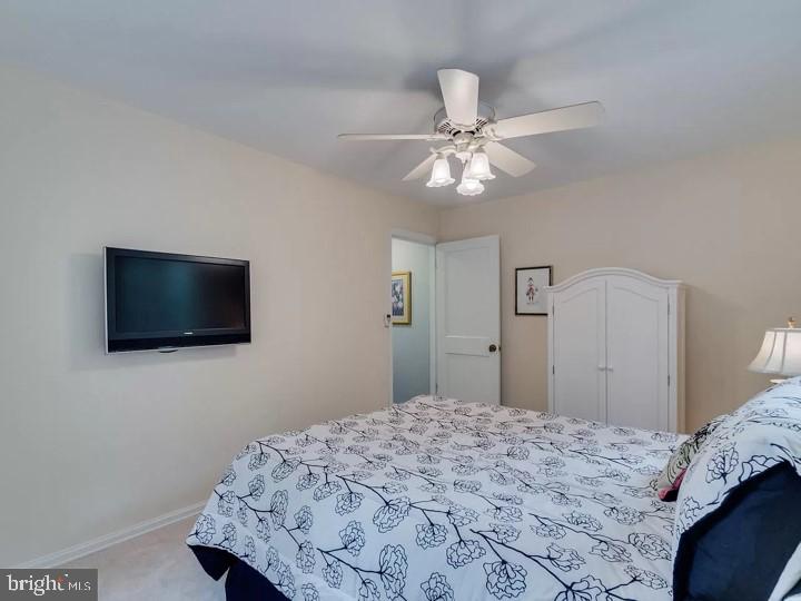 AURORA HILLS - Residential Lease