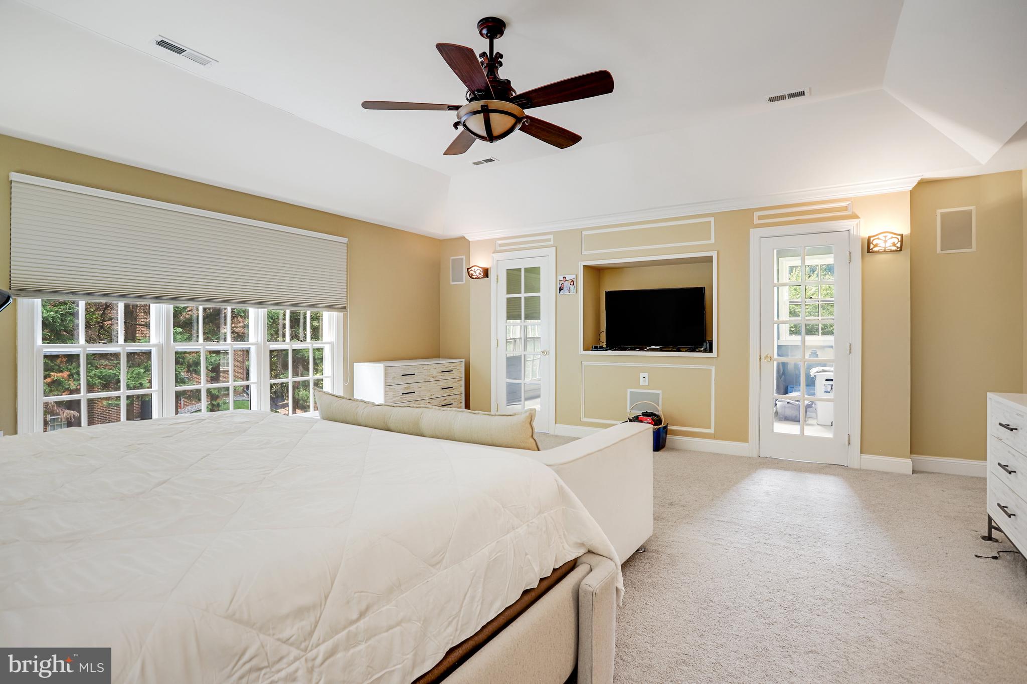 TIMBERLAKE ESTATES SOUTH - Residential