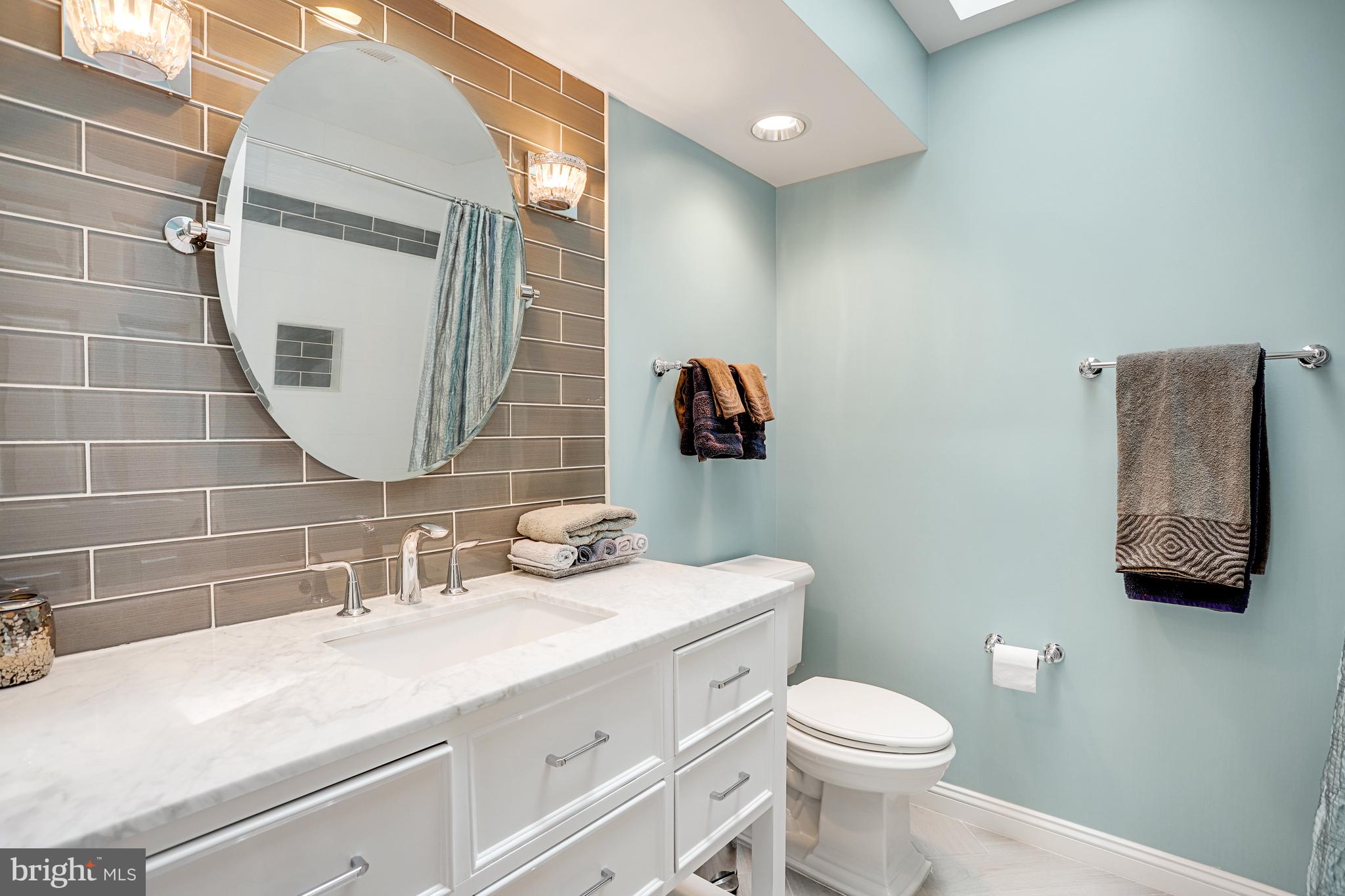 TIMBERLAKE ESTATES SOUTH - Residential