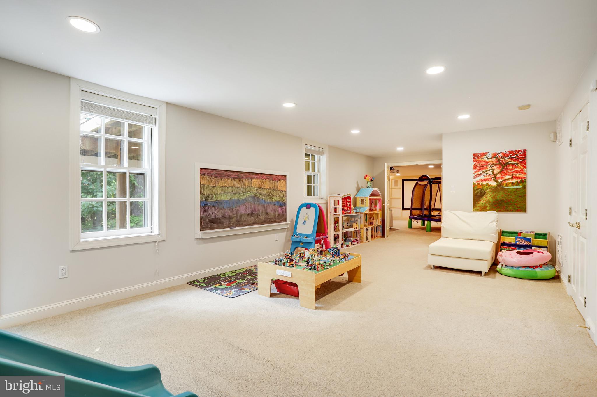 TIMBERLAKE ESTATES SOUTH - Residential