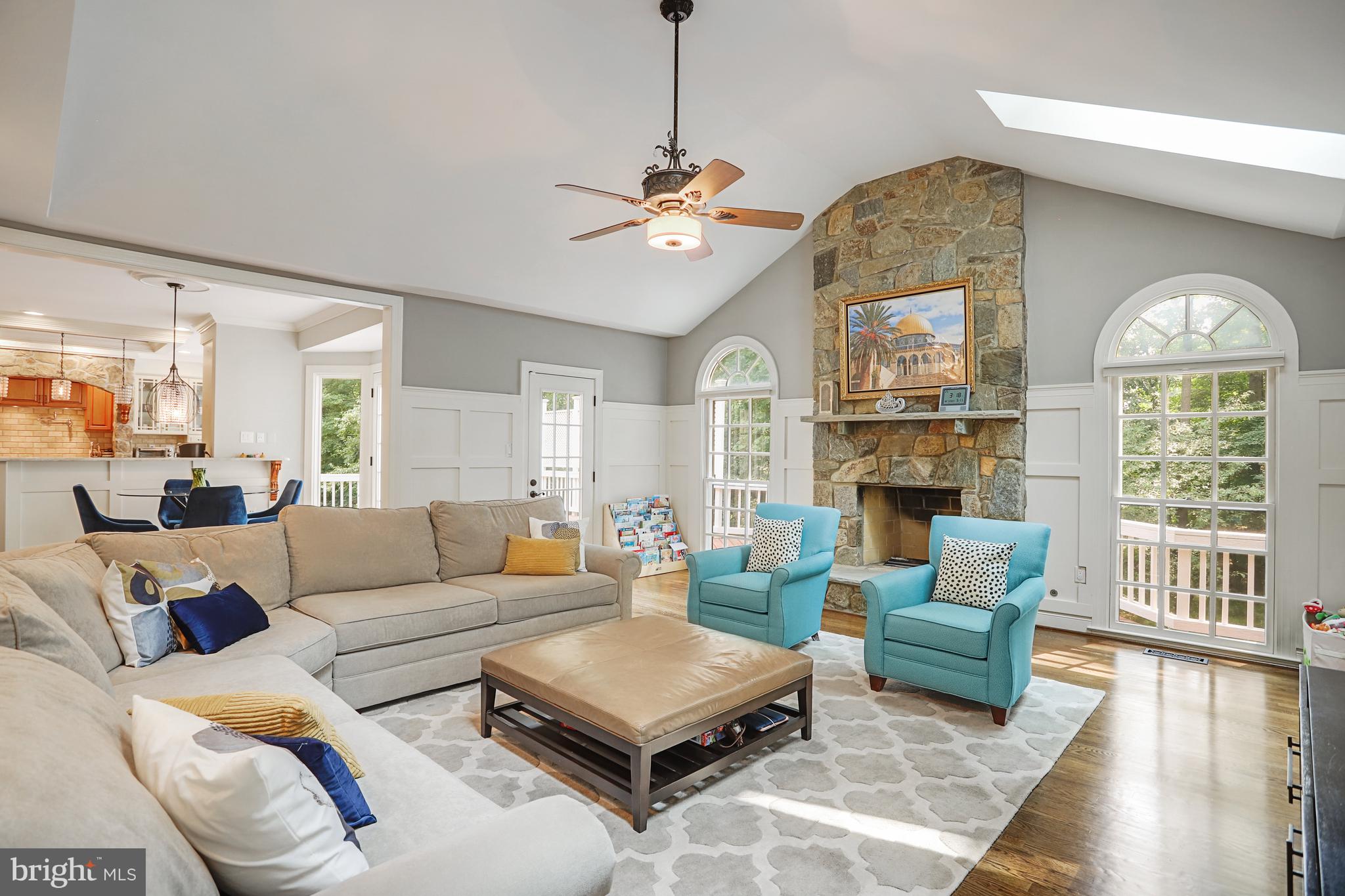 TIMBERLAKE ESTATES SOUTH - Residential