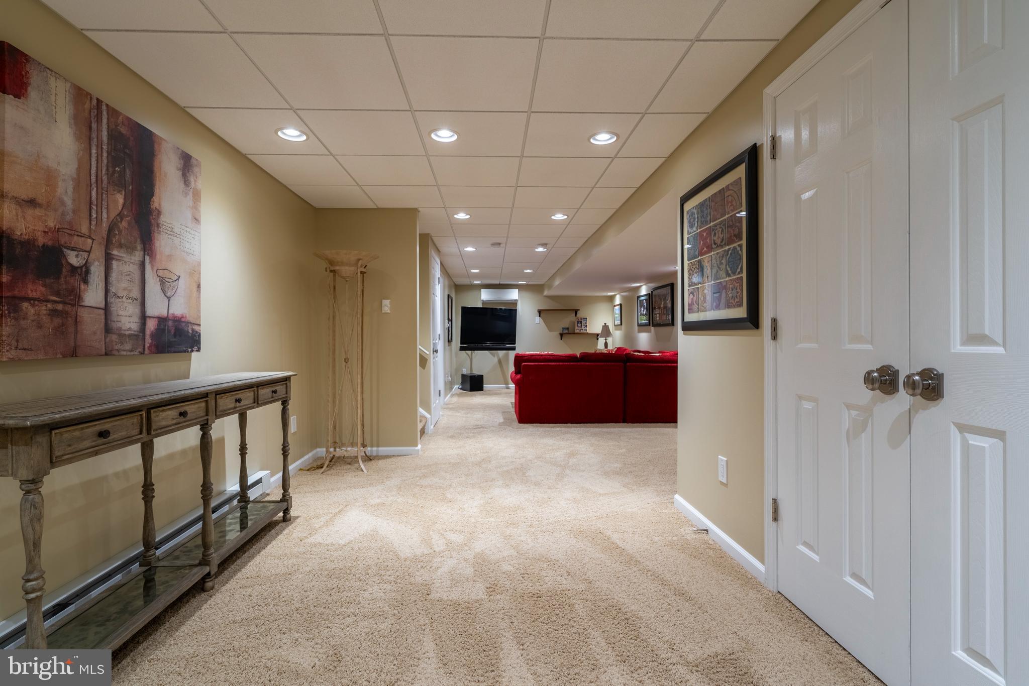HAMPTON GREEN - Residential