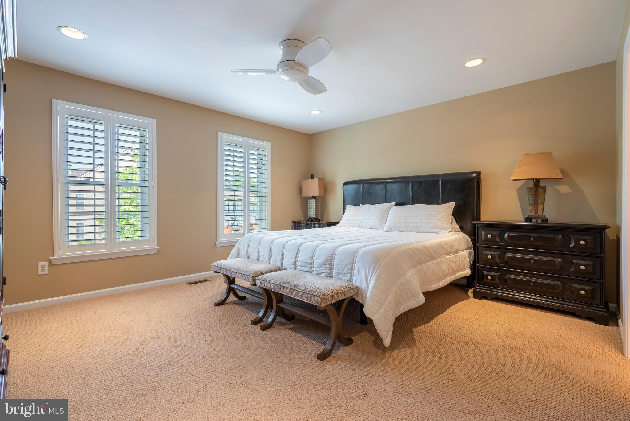 HAMPTON GREEN - Residential