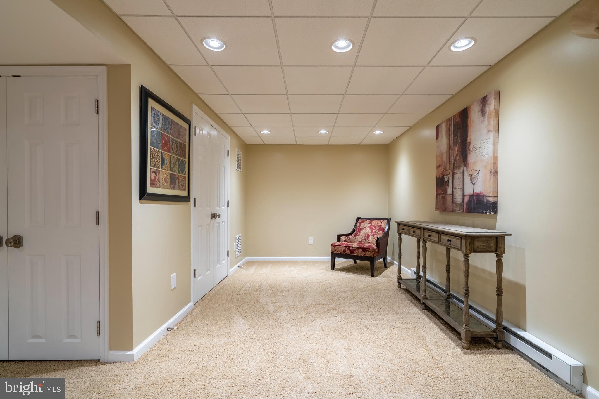 HAMPTON GREEN - Residential