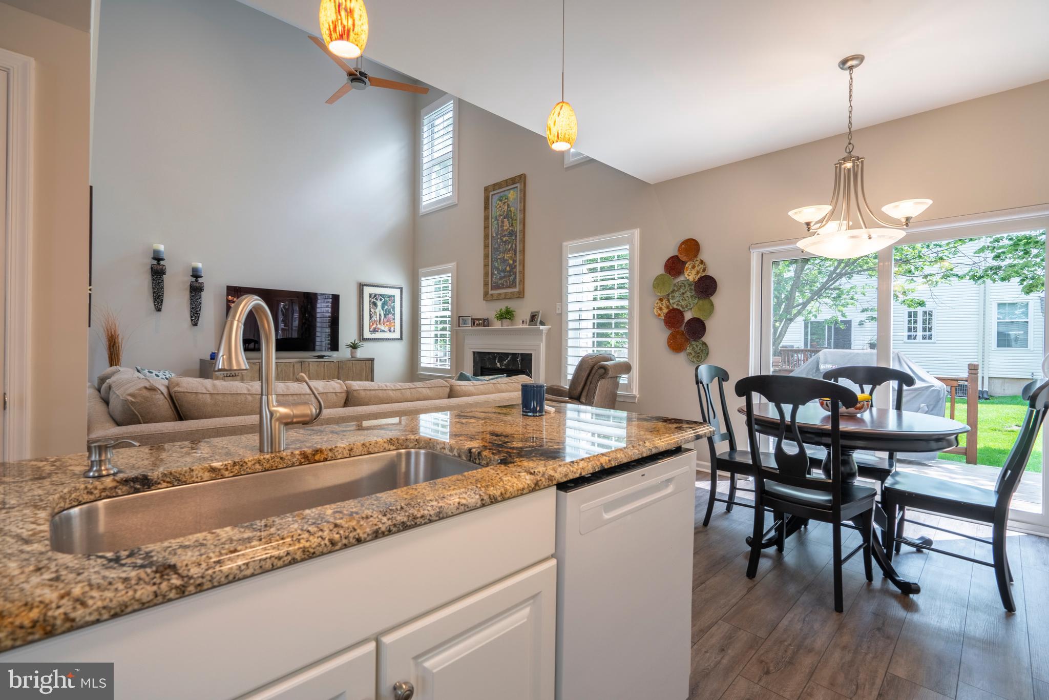 HAMPTON GREEN - Residential