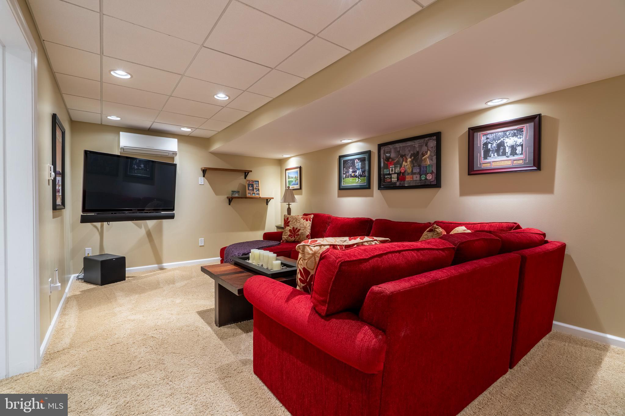 HAMPTON GREEN - Residential