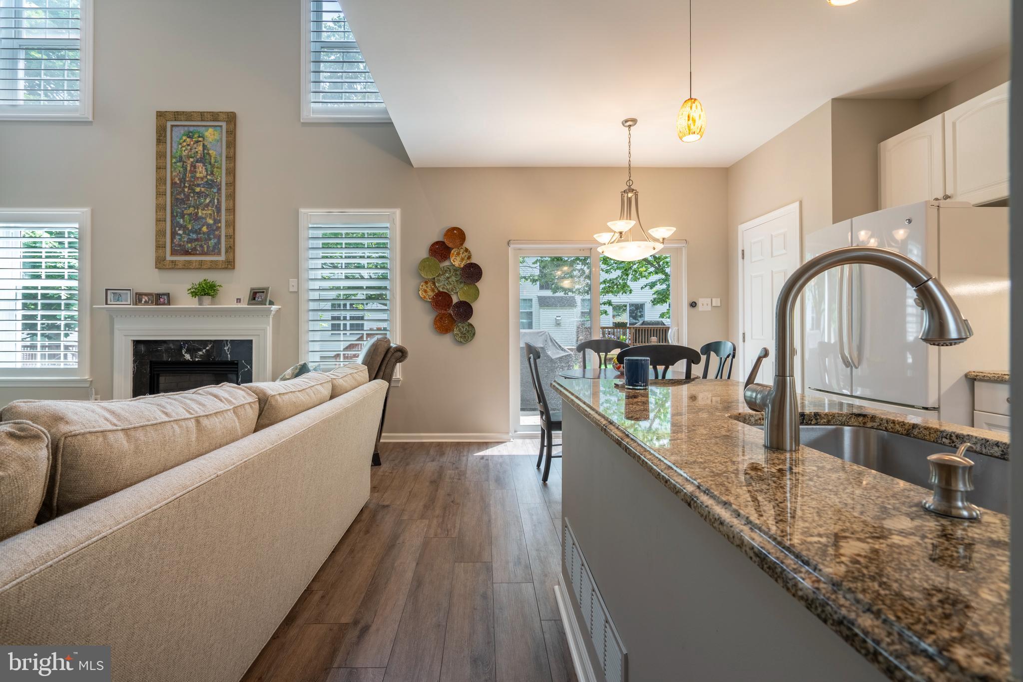 HAMPTON GREEN - Residential