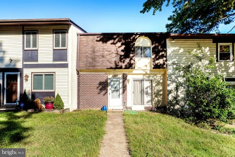 Photo of 12677 Castile Court, WOODBRIDGE, VA 22192 (MLS # VAPW2132934)