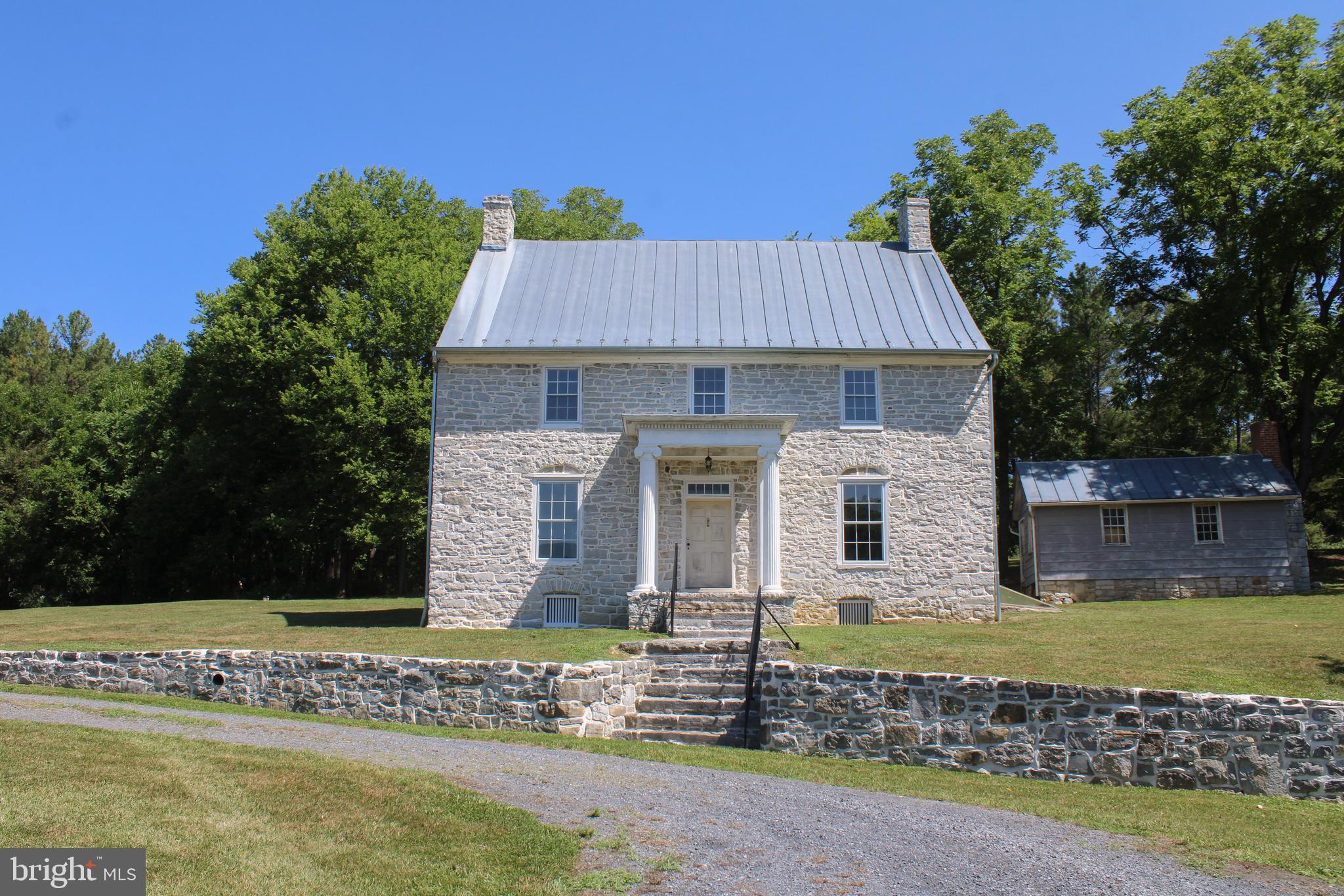 242 FORT BOWMAN ROAD