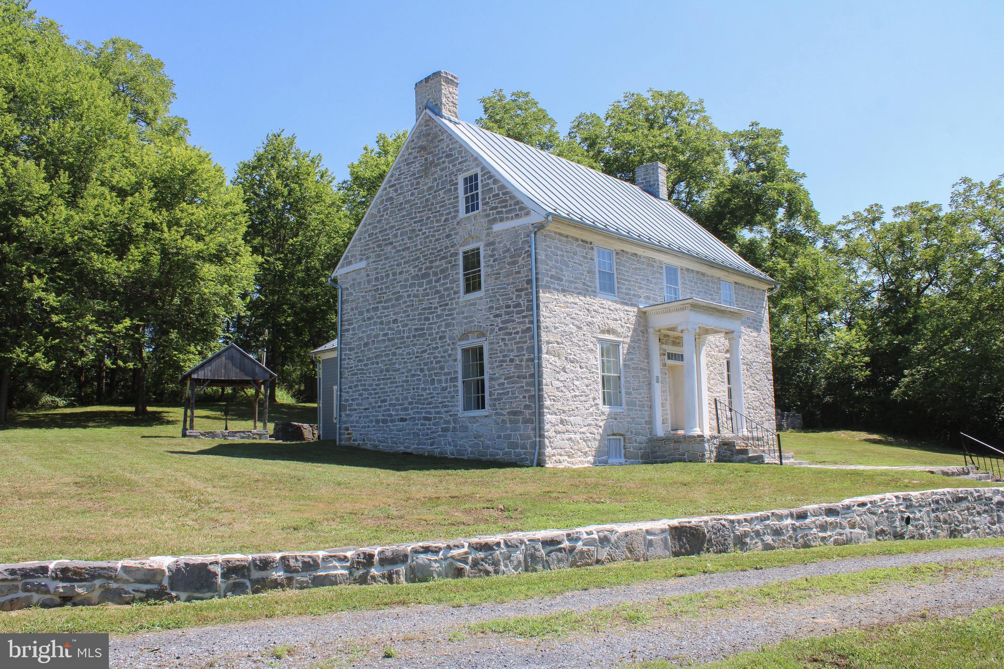 242 FORT BOWMAN ROAD