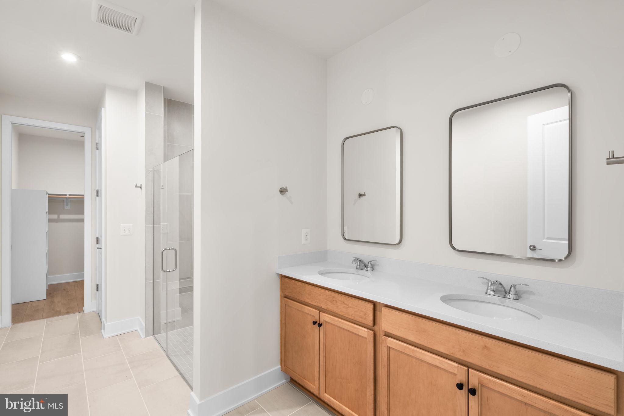 HIATT POINTE AT SNOWDEN BRIDGE - Residential