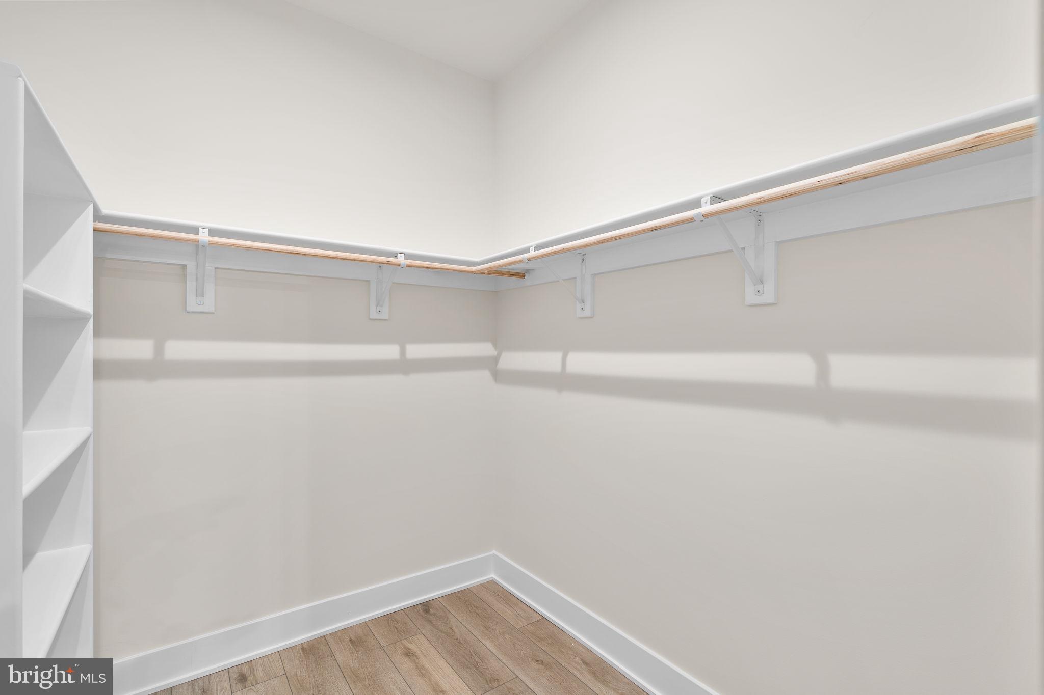 HIATT POINTE AT SNOWDEN BRIDGE - Residential