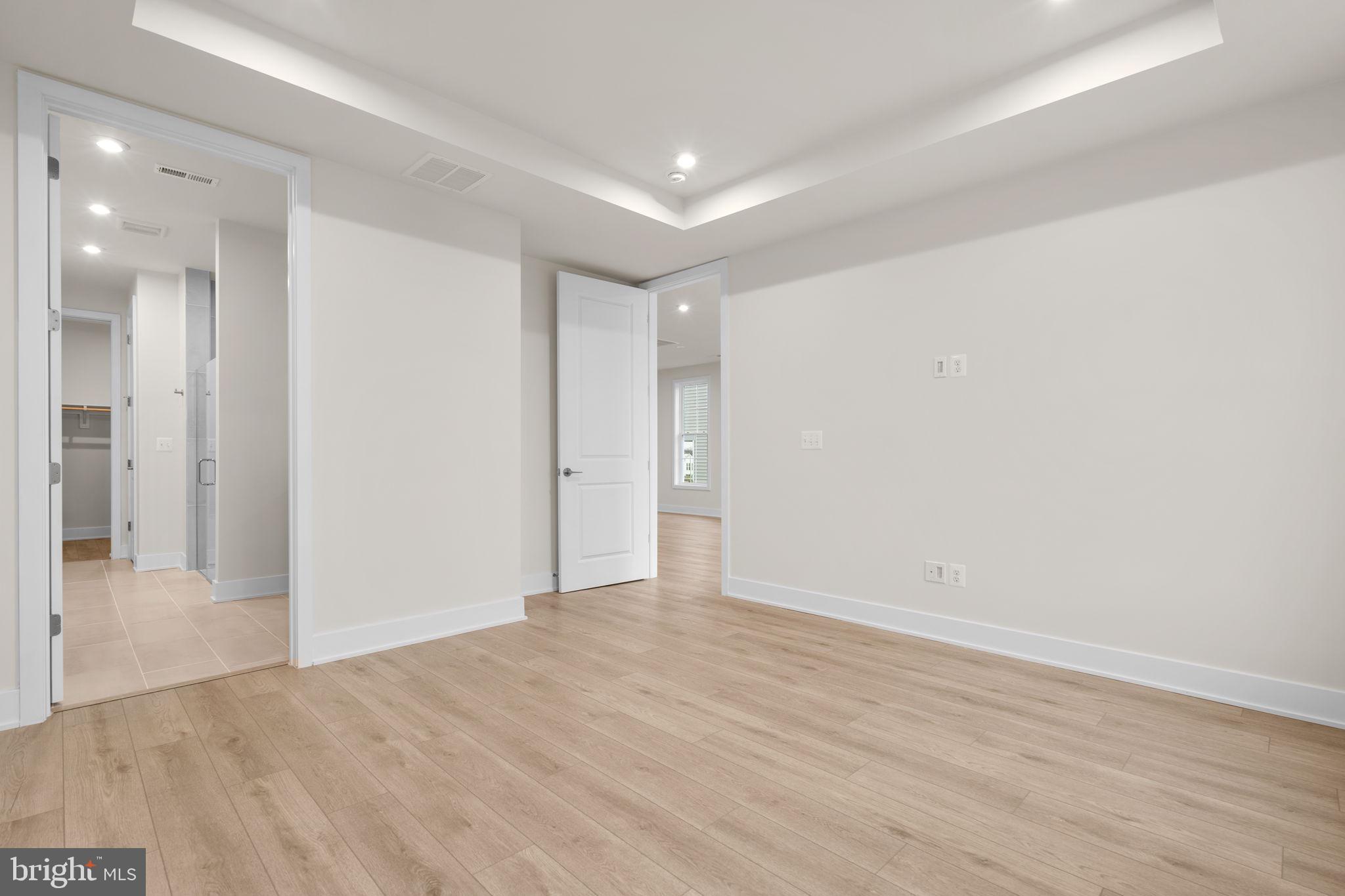 HIATT POINTE AT SNOWDEN BRIDGE - Residential