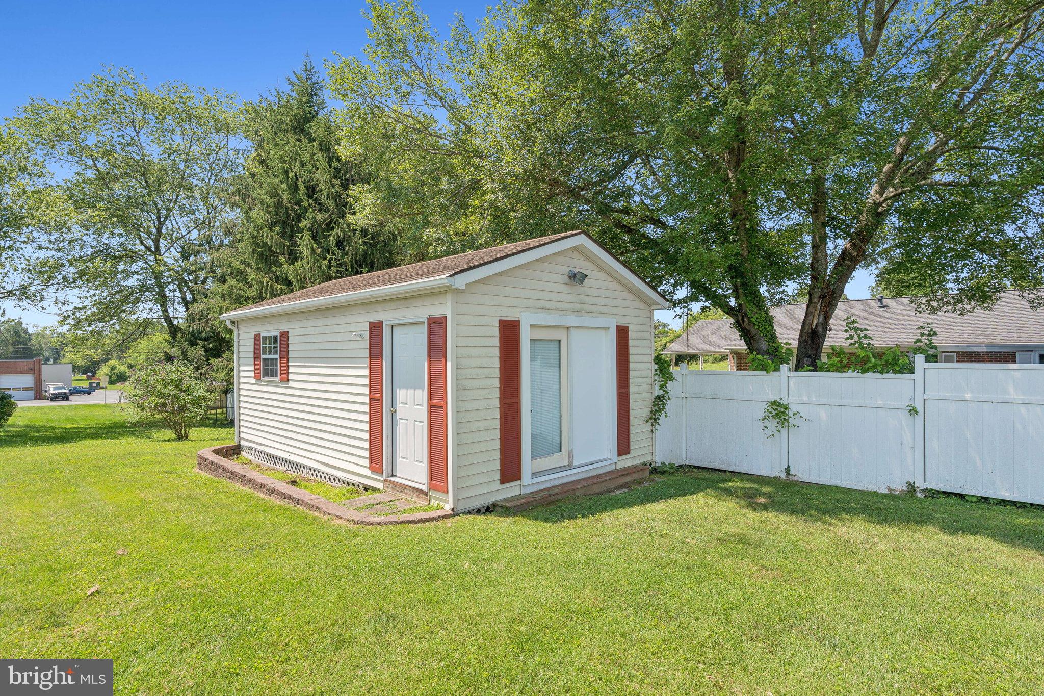 303 PARTLOW DRIVE