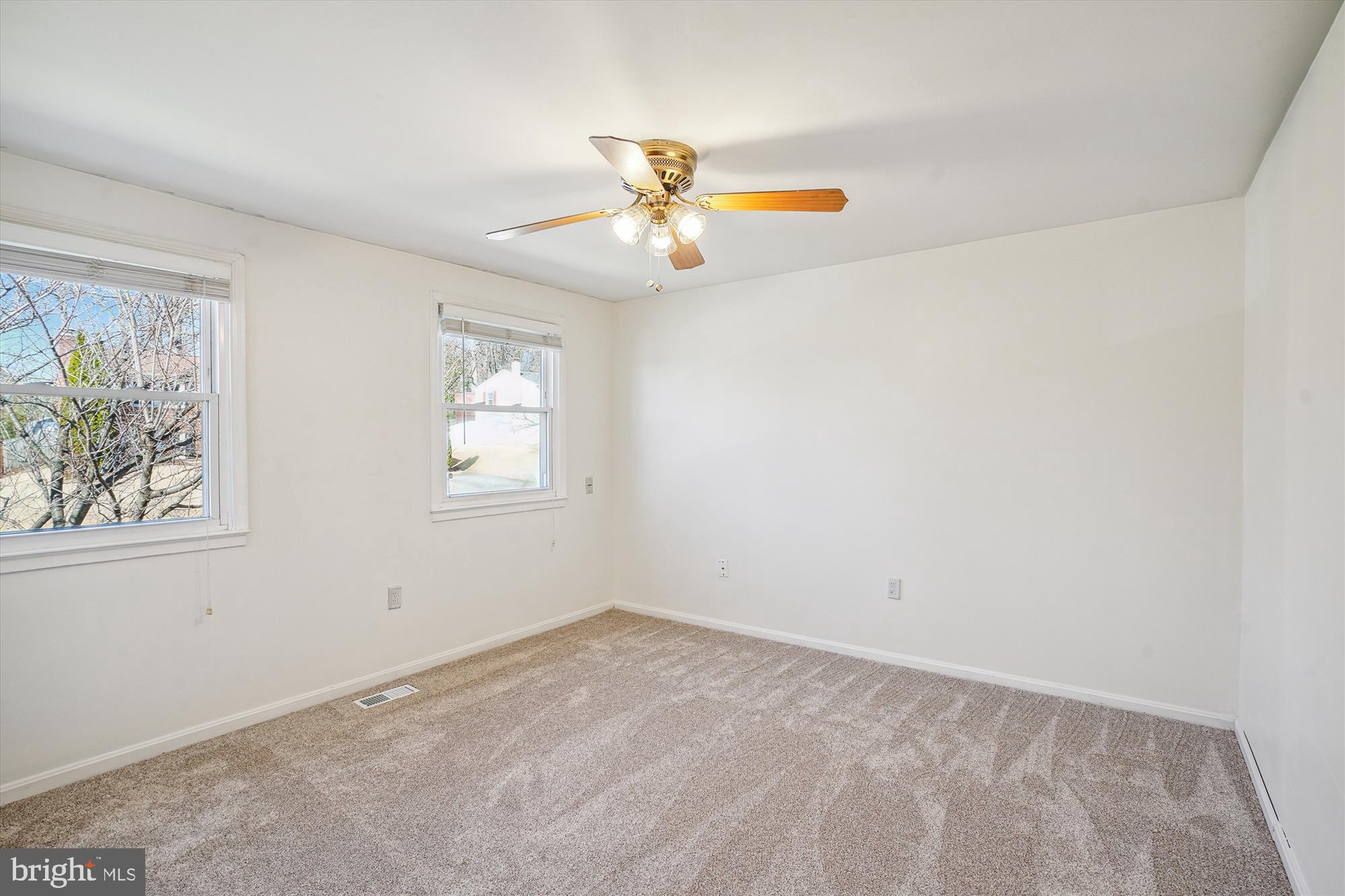 DALE CITY - Residential Lease