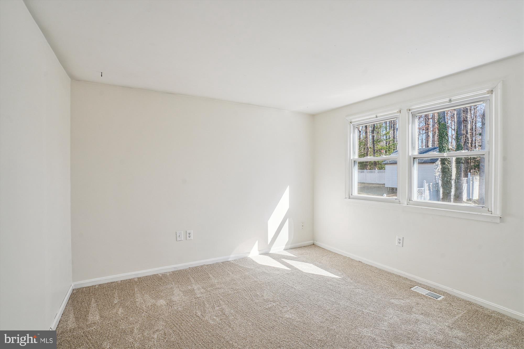 DALE CITY - Residential Lease