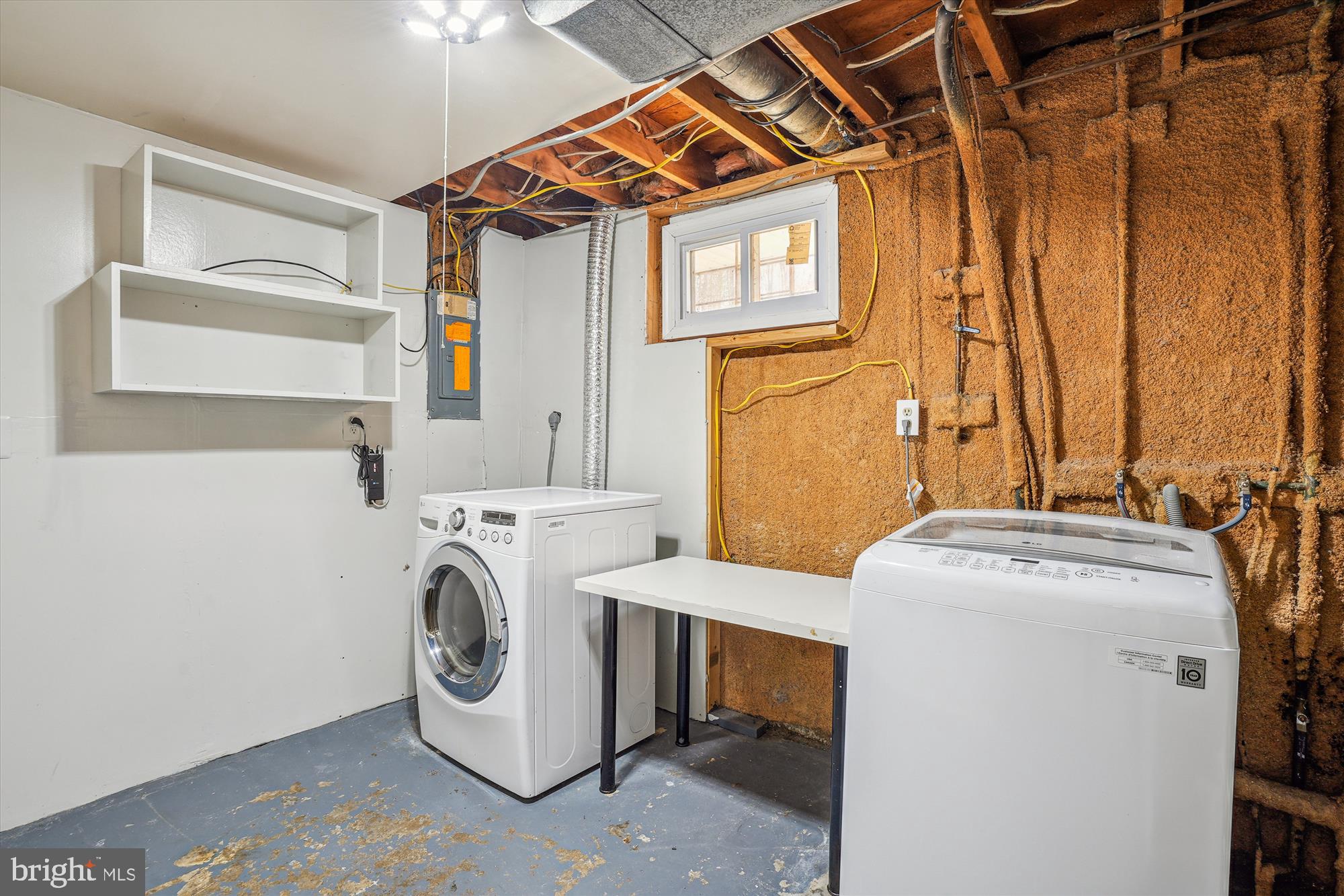 DALE CITY - Residential Lease