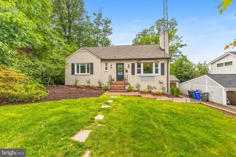 2318 N Upton Street, Arlington, VA MLS: VAAR2057434