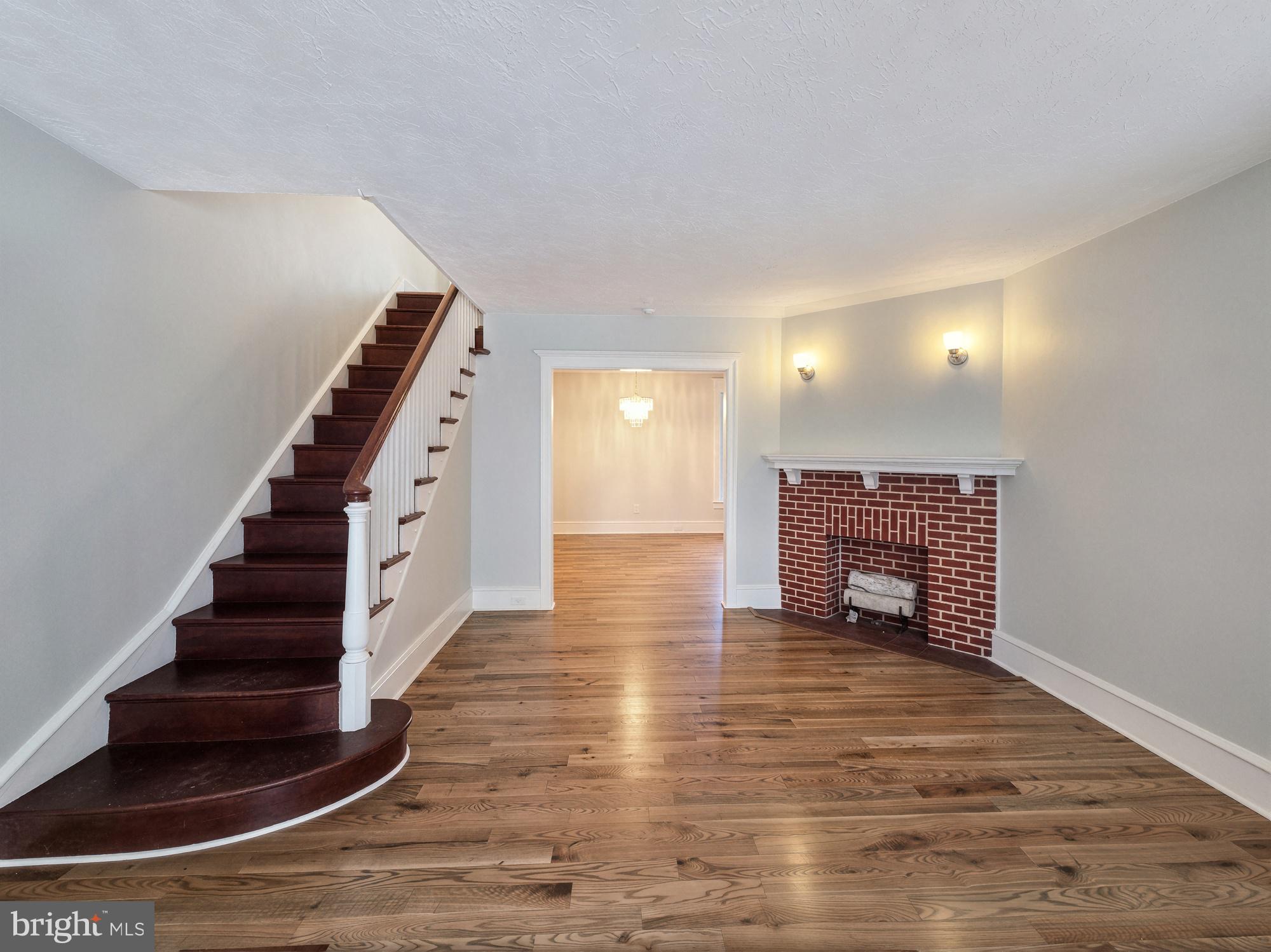 517 E CHELTENHAM AVENUE