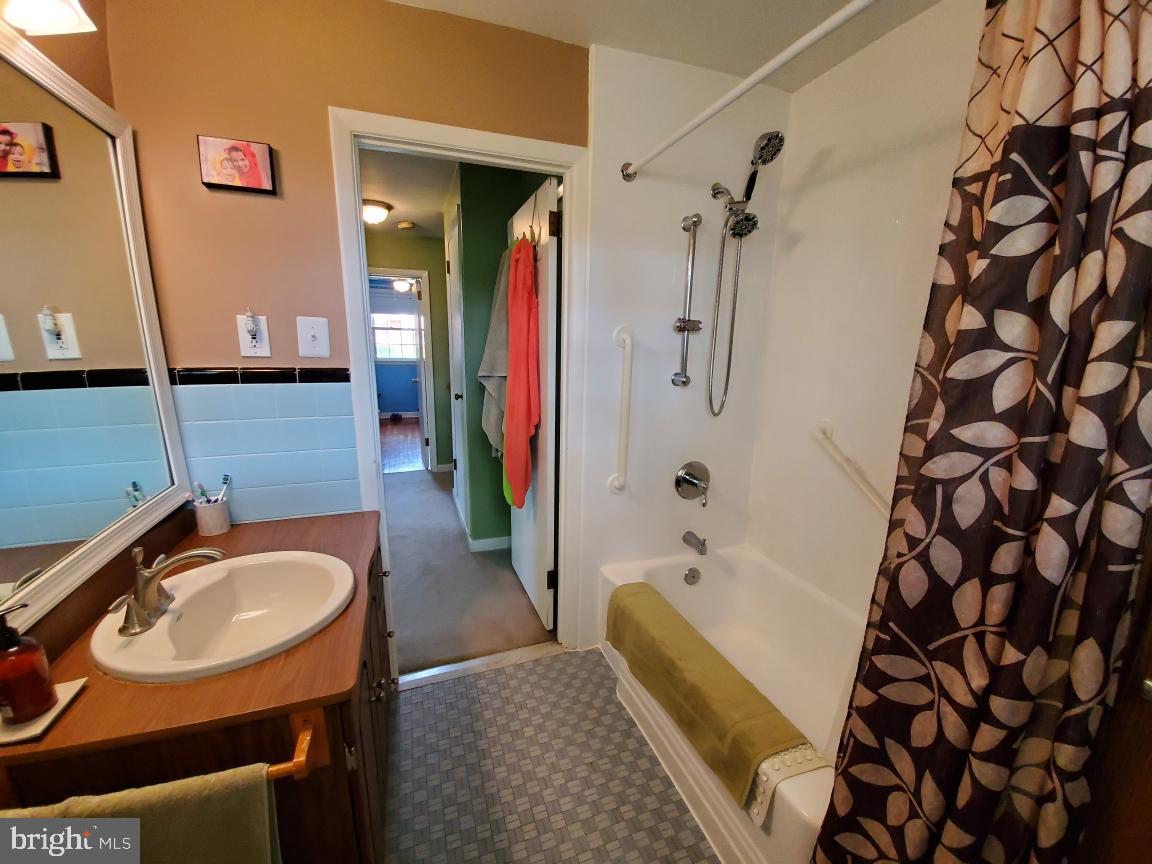 ROSE TREE WOODS - Residential