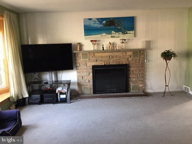 ROSE TREE WOODS - Residential