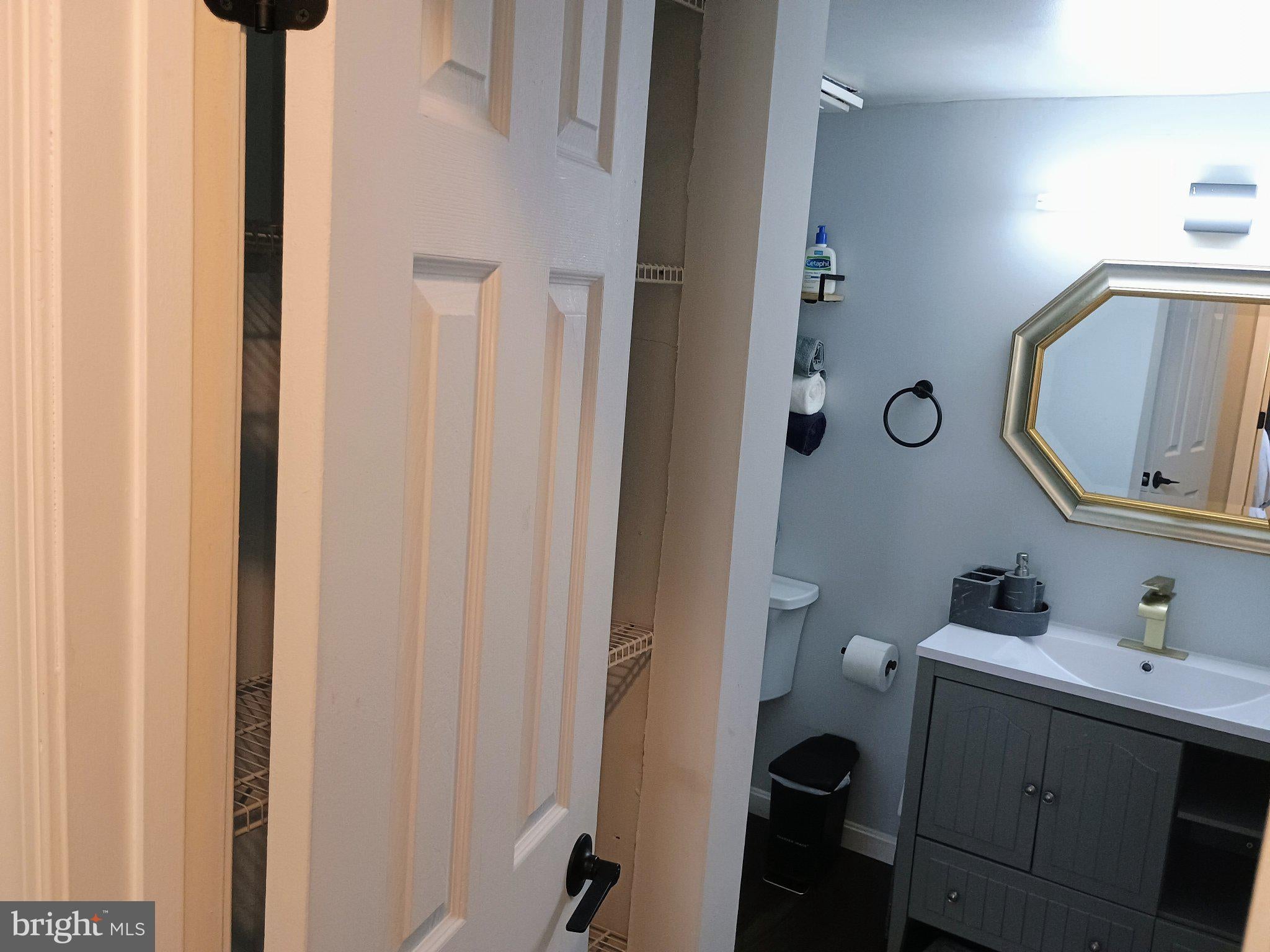 10210 PRINCE PLACE 6-T3