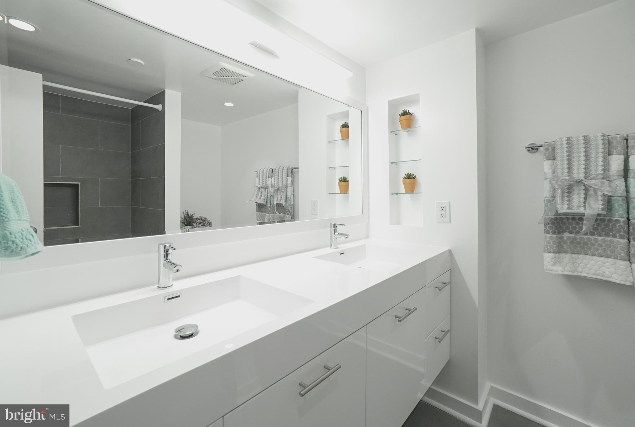 THE ATRIUM - Residential