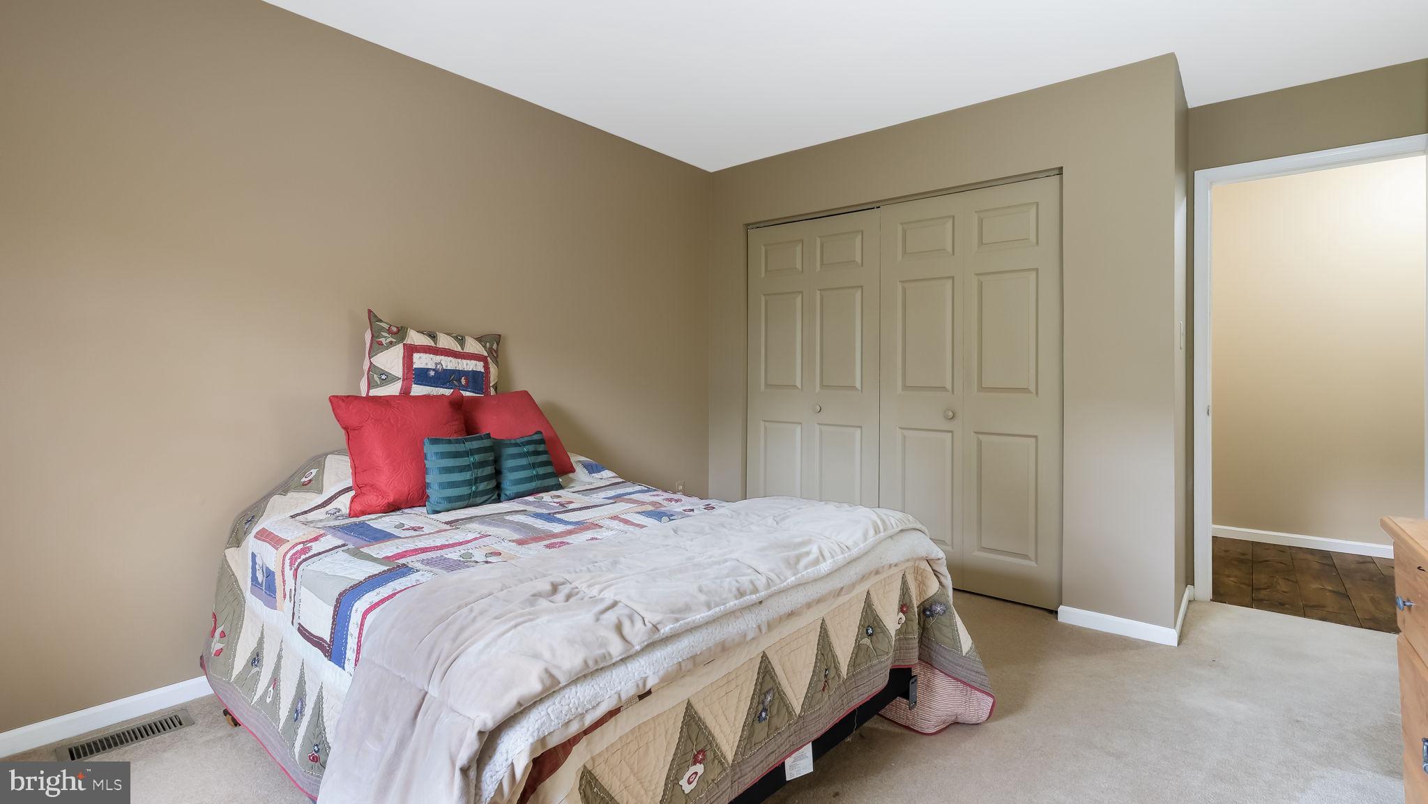 PEAR TREE VIL - Residential