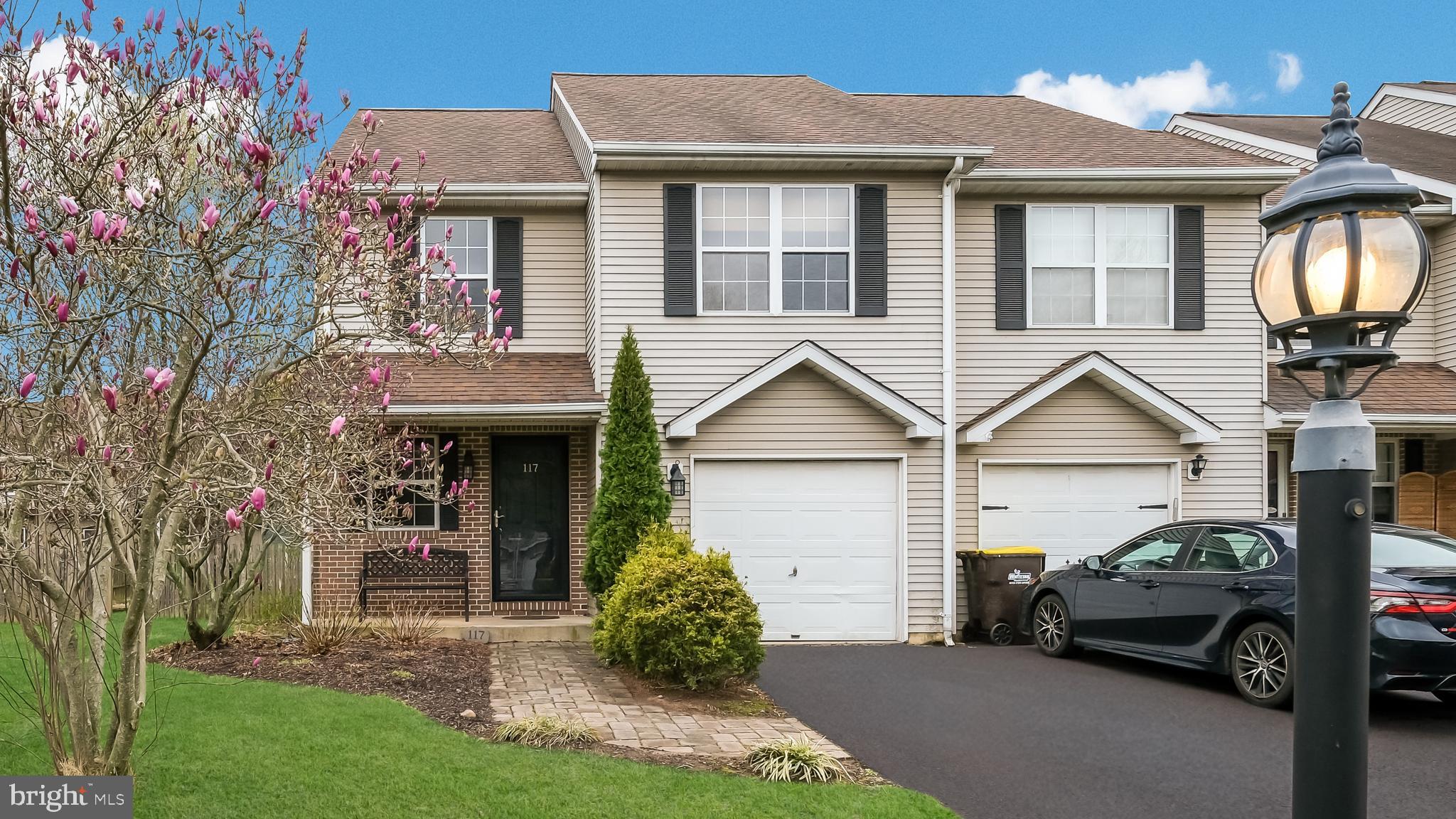 PEAR TREE VIL - Residential