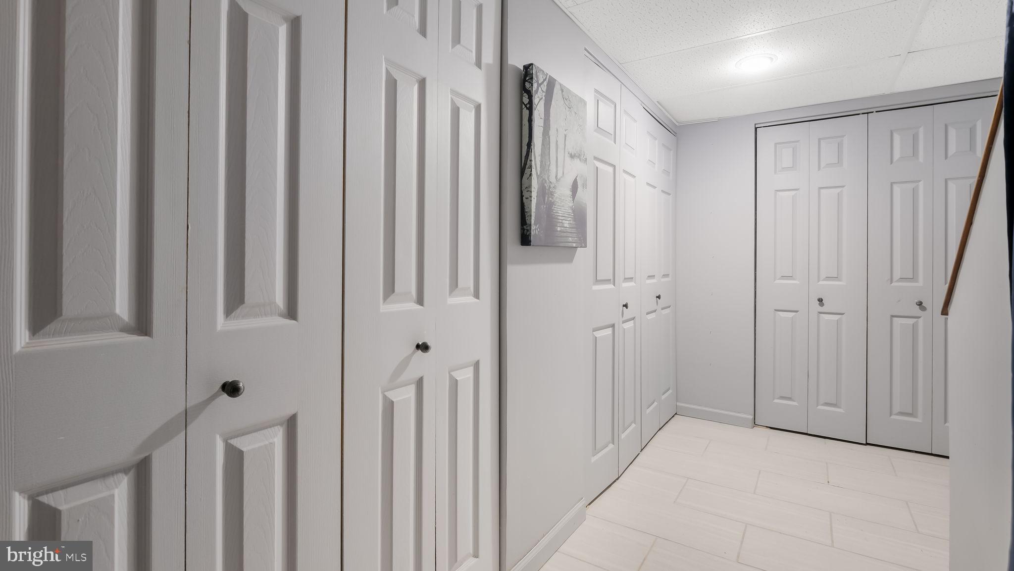 PEAR TREE VIL - Residential