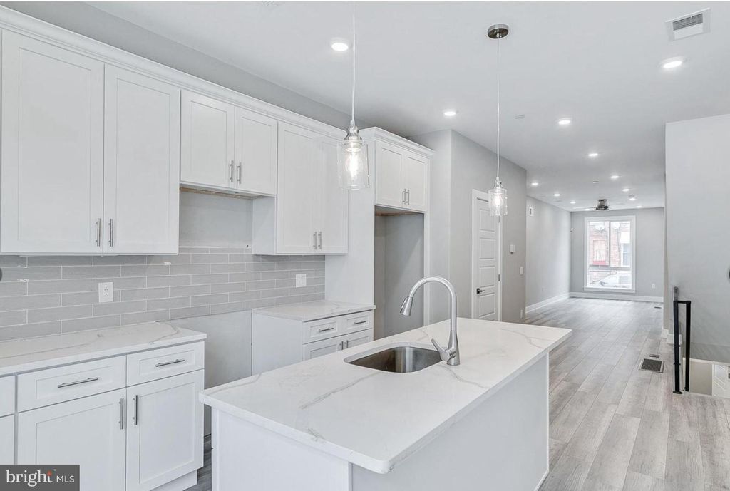 Photo of 902 W Susquehanna Avenue #1, PHILADELPHIA, PA 19122 (MLS # PAPH2562862)