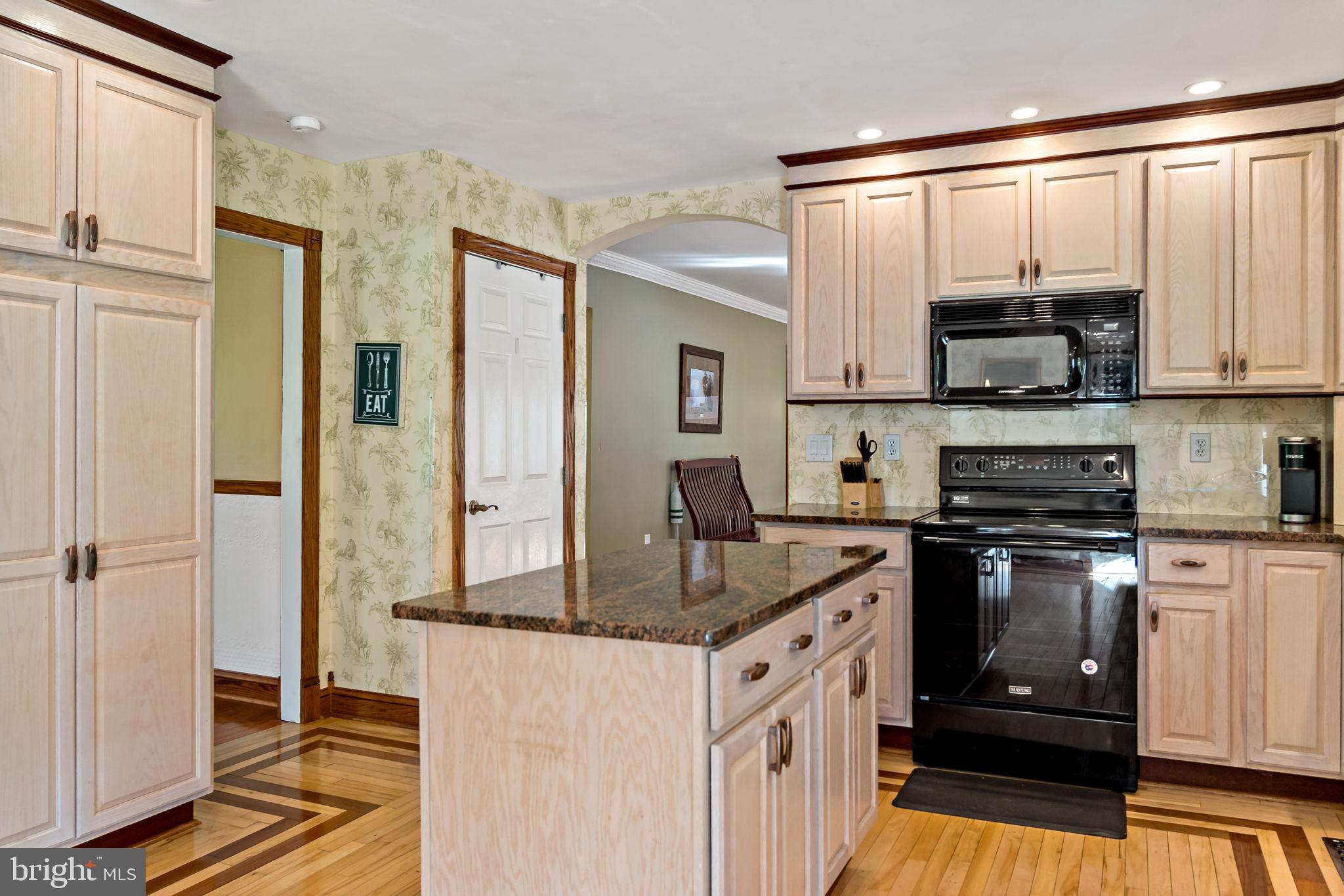 HONEYWOOD ON THE POTOMAC - Residential