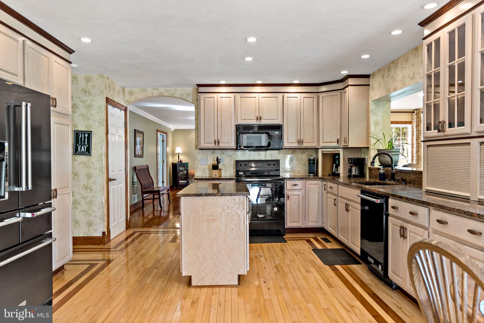 HONEYWOOD ON THE POTOMAC - Residential