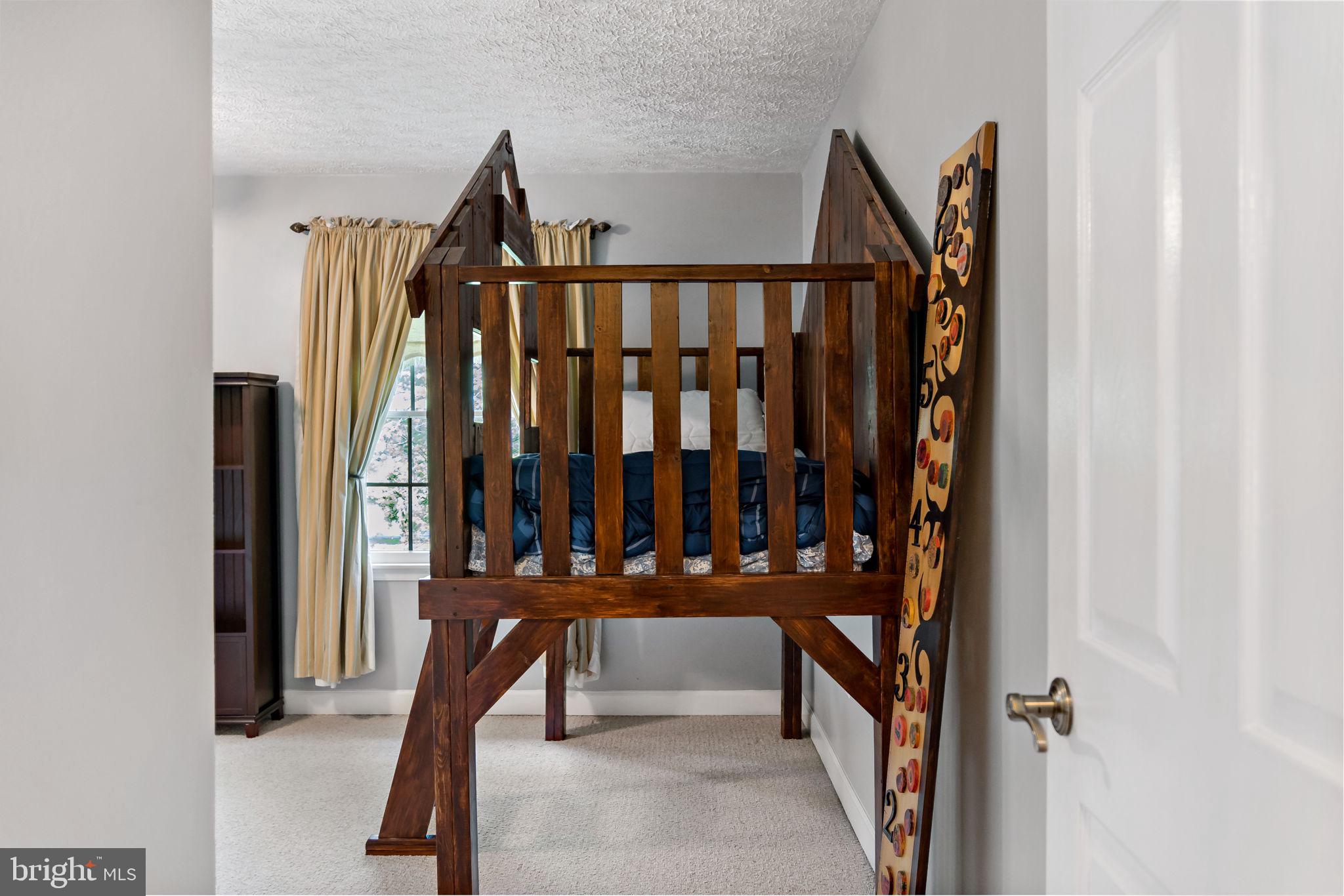 HONEYWOOD ON THE POTOMAC - Residential