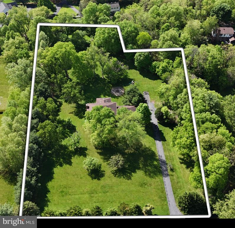 HONEYWOOD ON THE POTOMAC - Residential