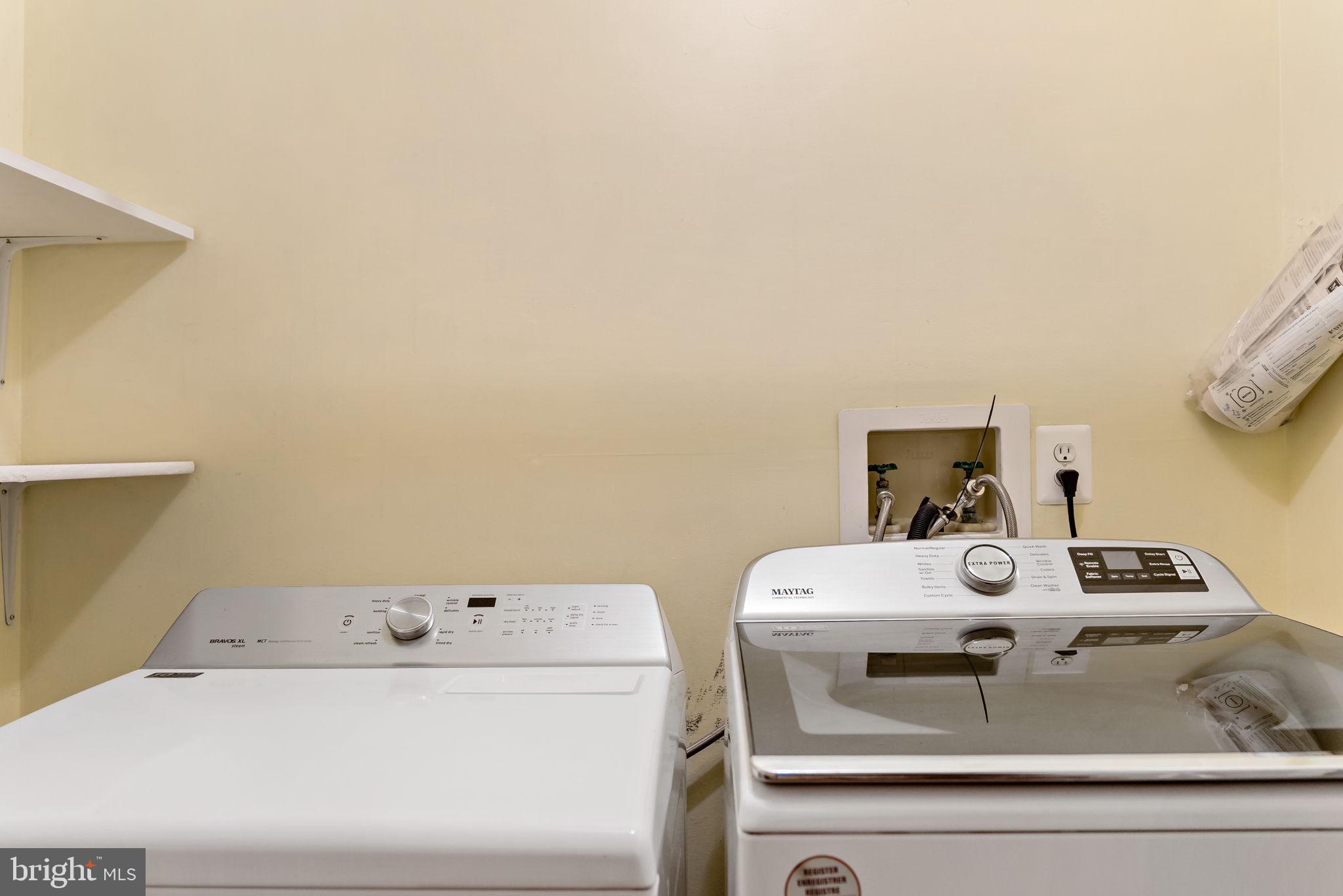 HONEYWOOD ON THE POTOMAC - Residential